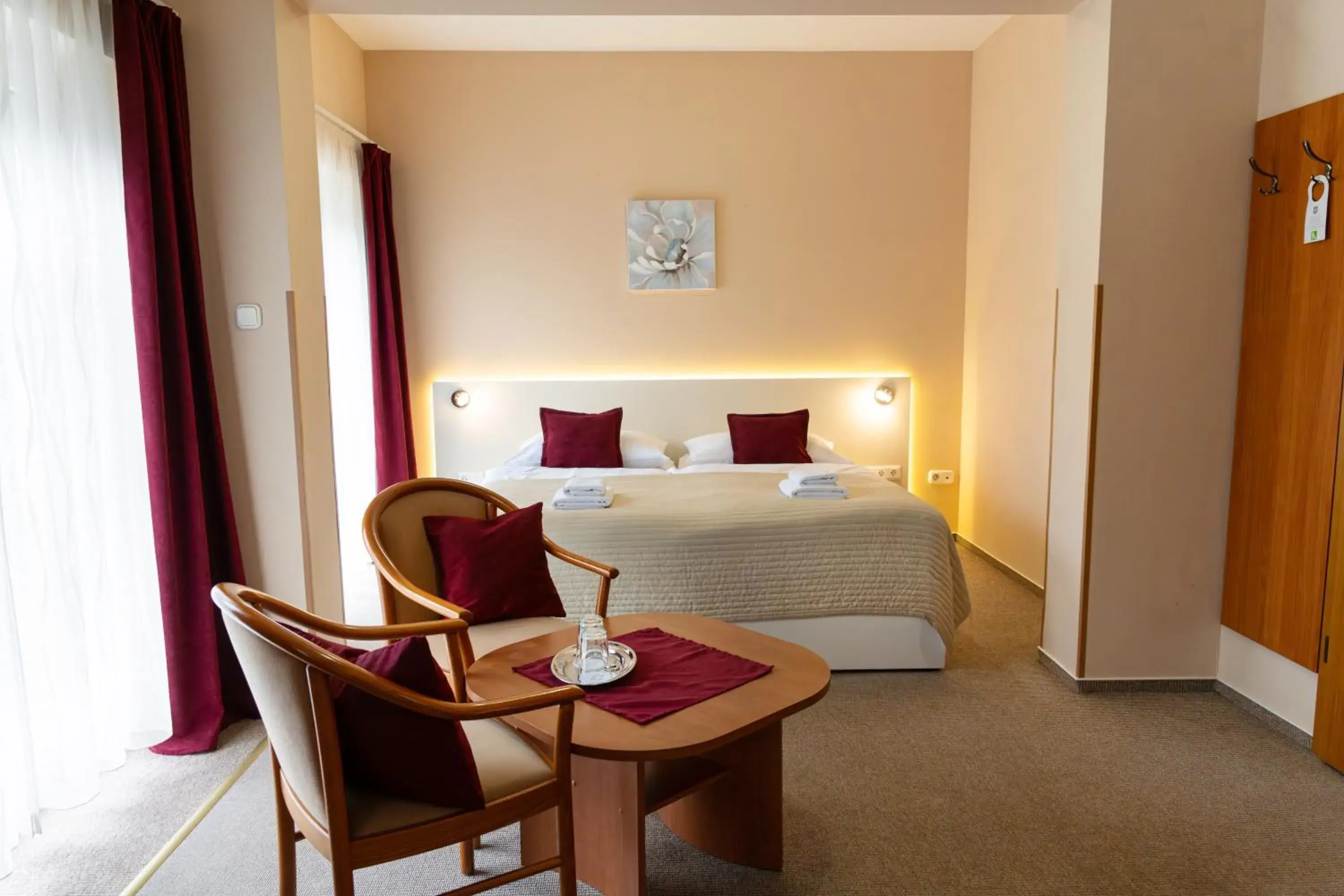 Triple Room - single occupancy in Hotel Penta Lux Triple Room - single occupancy in Hotel Penta Lux