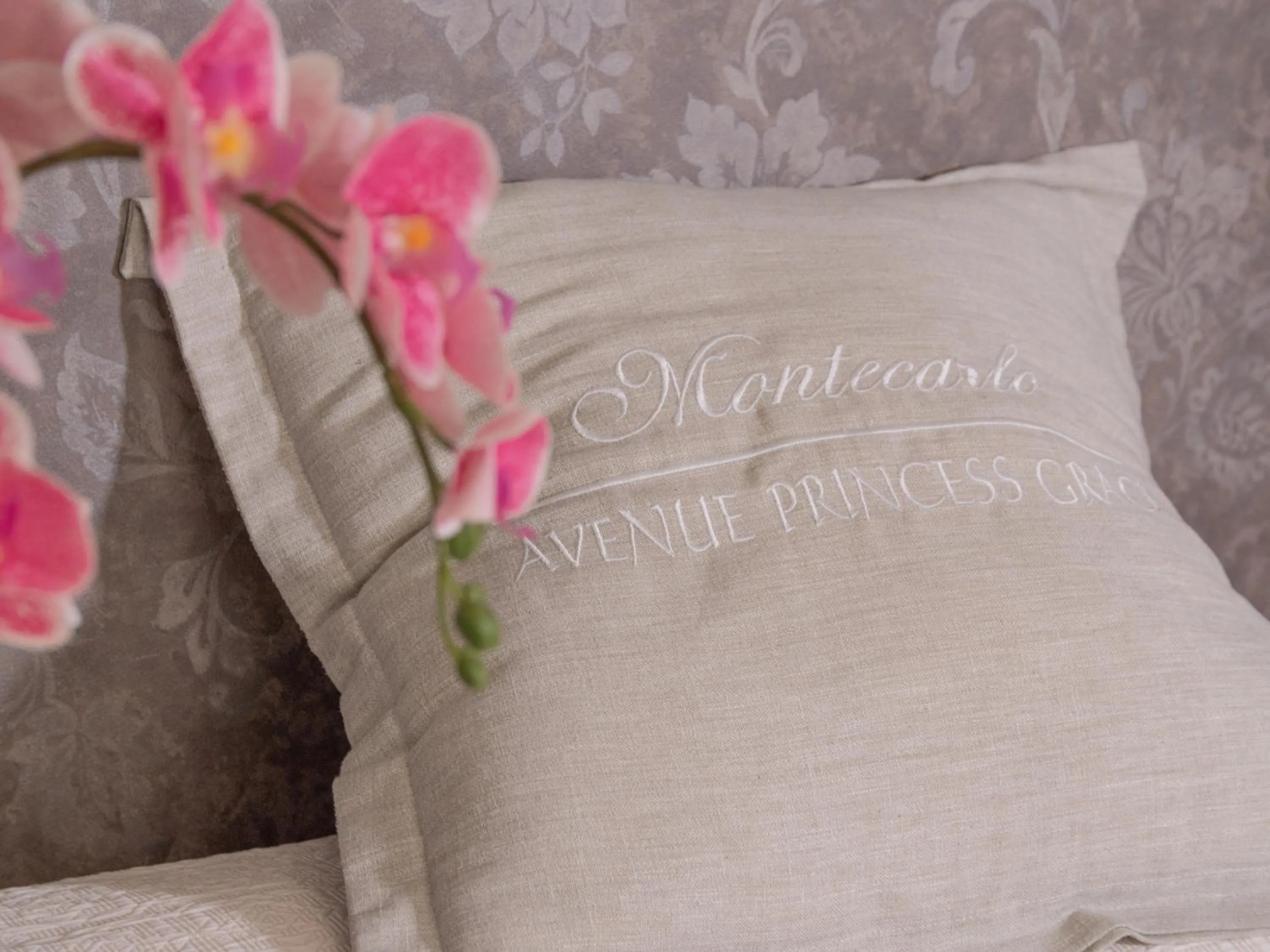 Decorative detail, Bed in Design Hotel Astra B&B