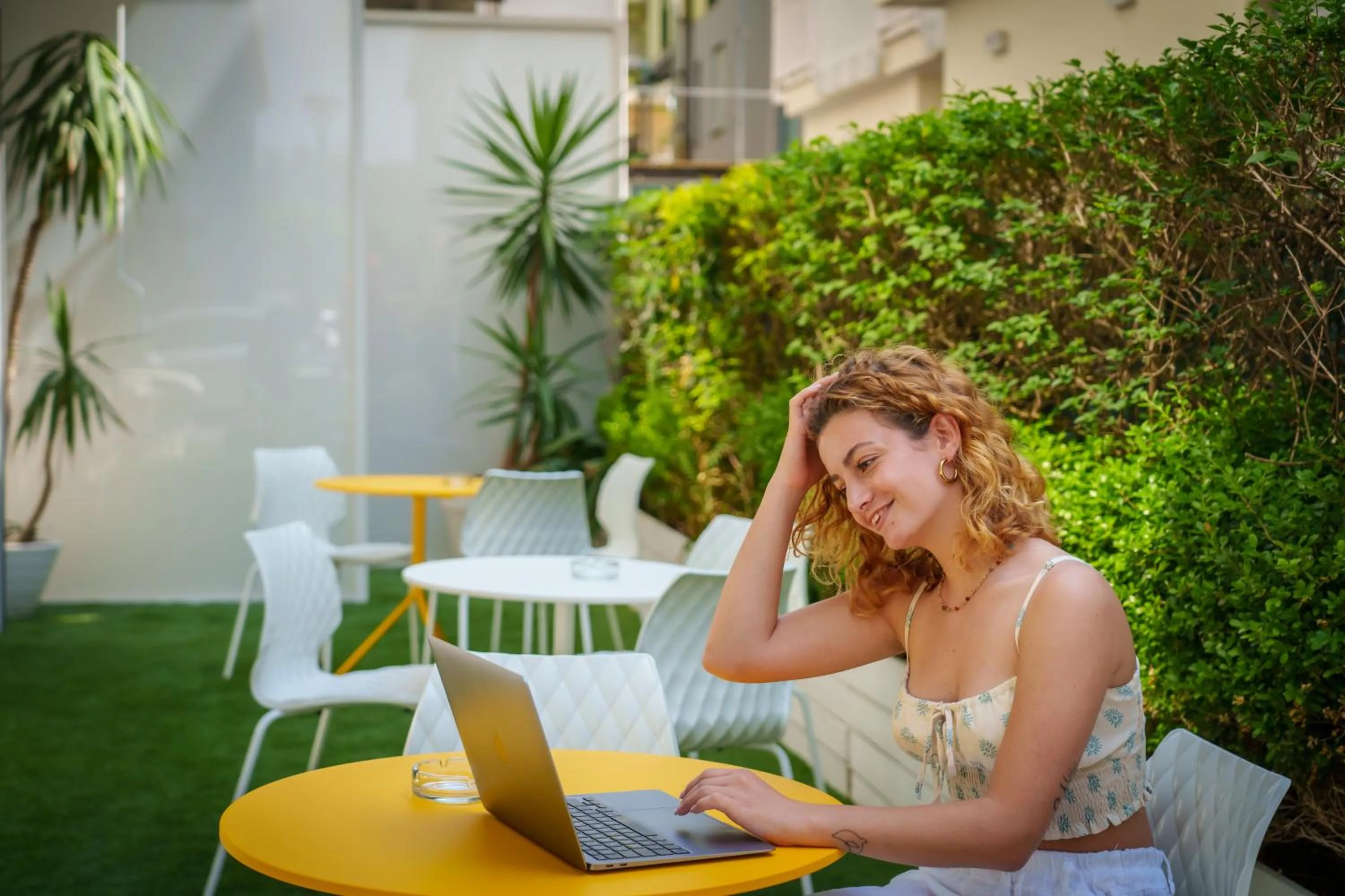 Restaurant/places to eat in Design Hotel Astra B&B