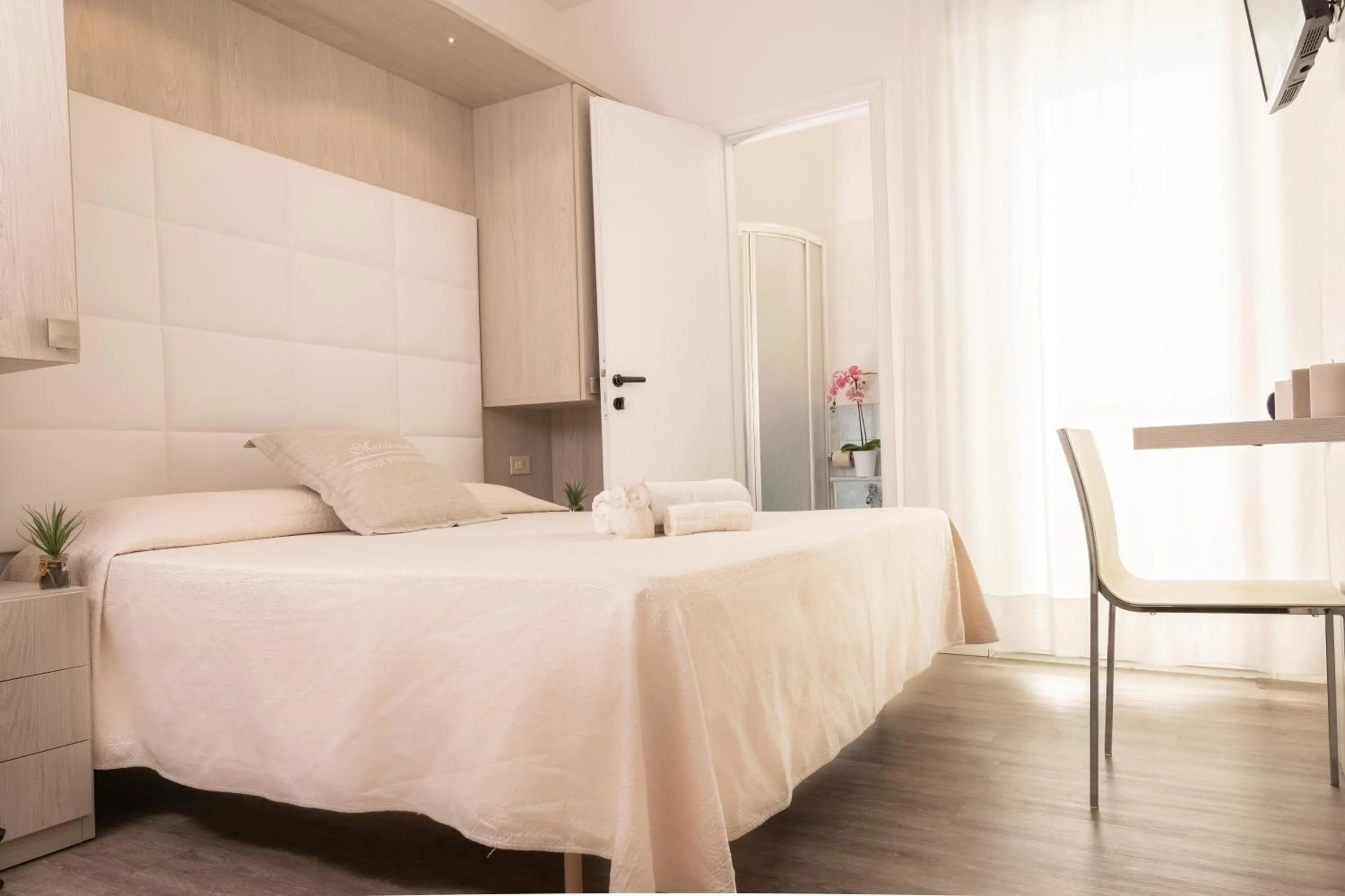 Bedroom, Bed in Design Hotel Astra B&B