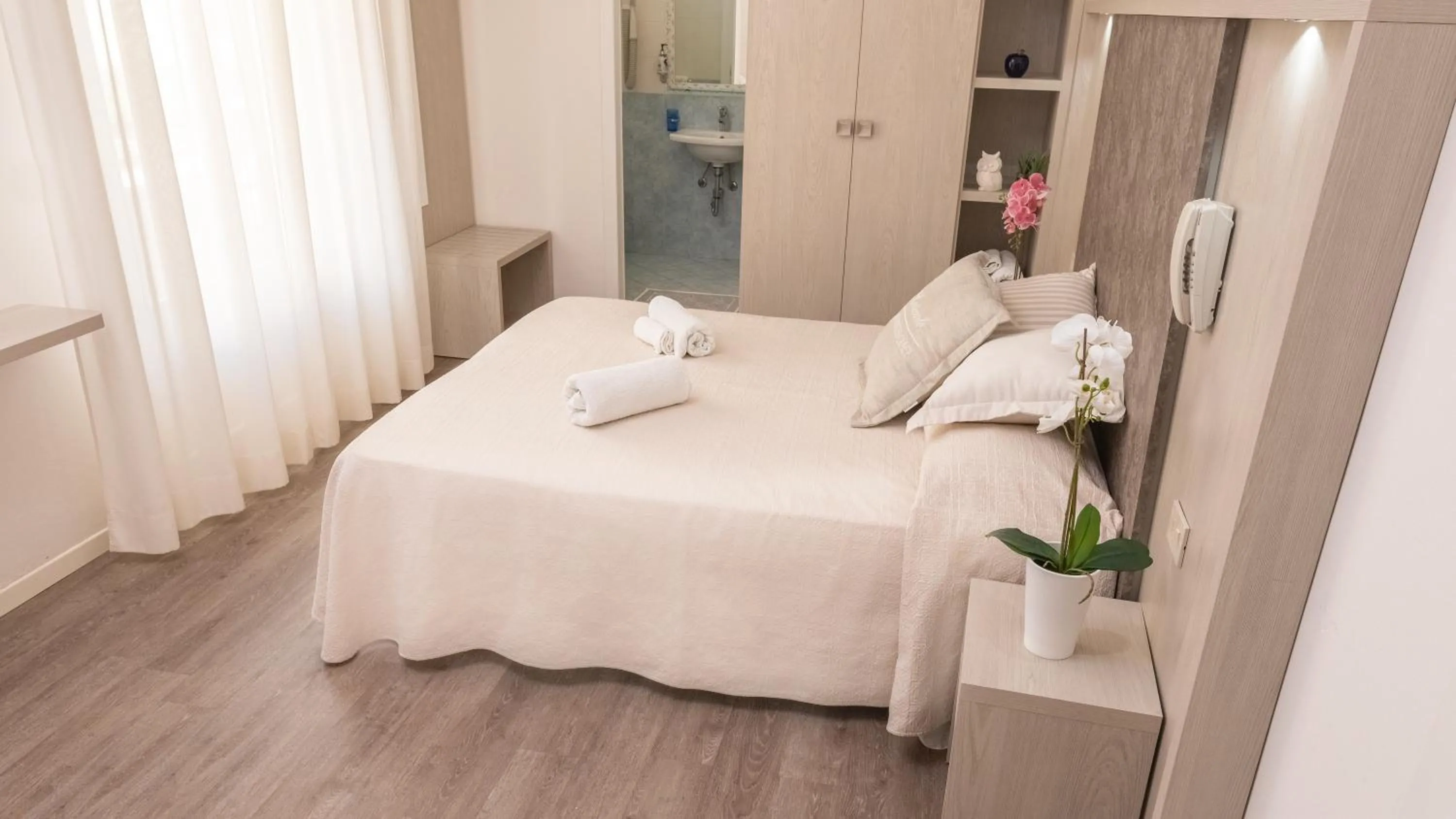 Bed in Design Hotel Astra B&B