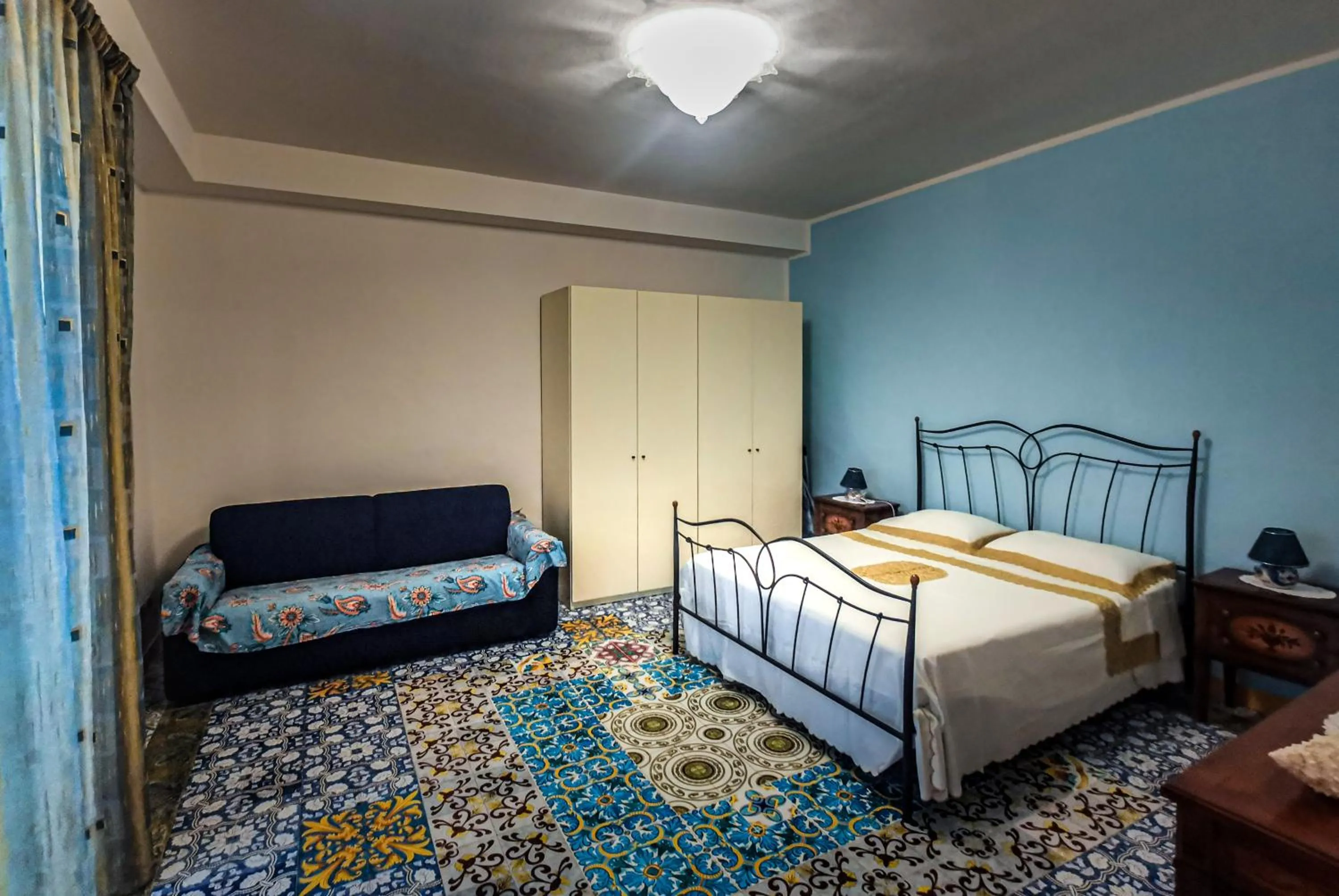 Bed in Villa Angelina