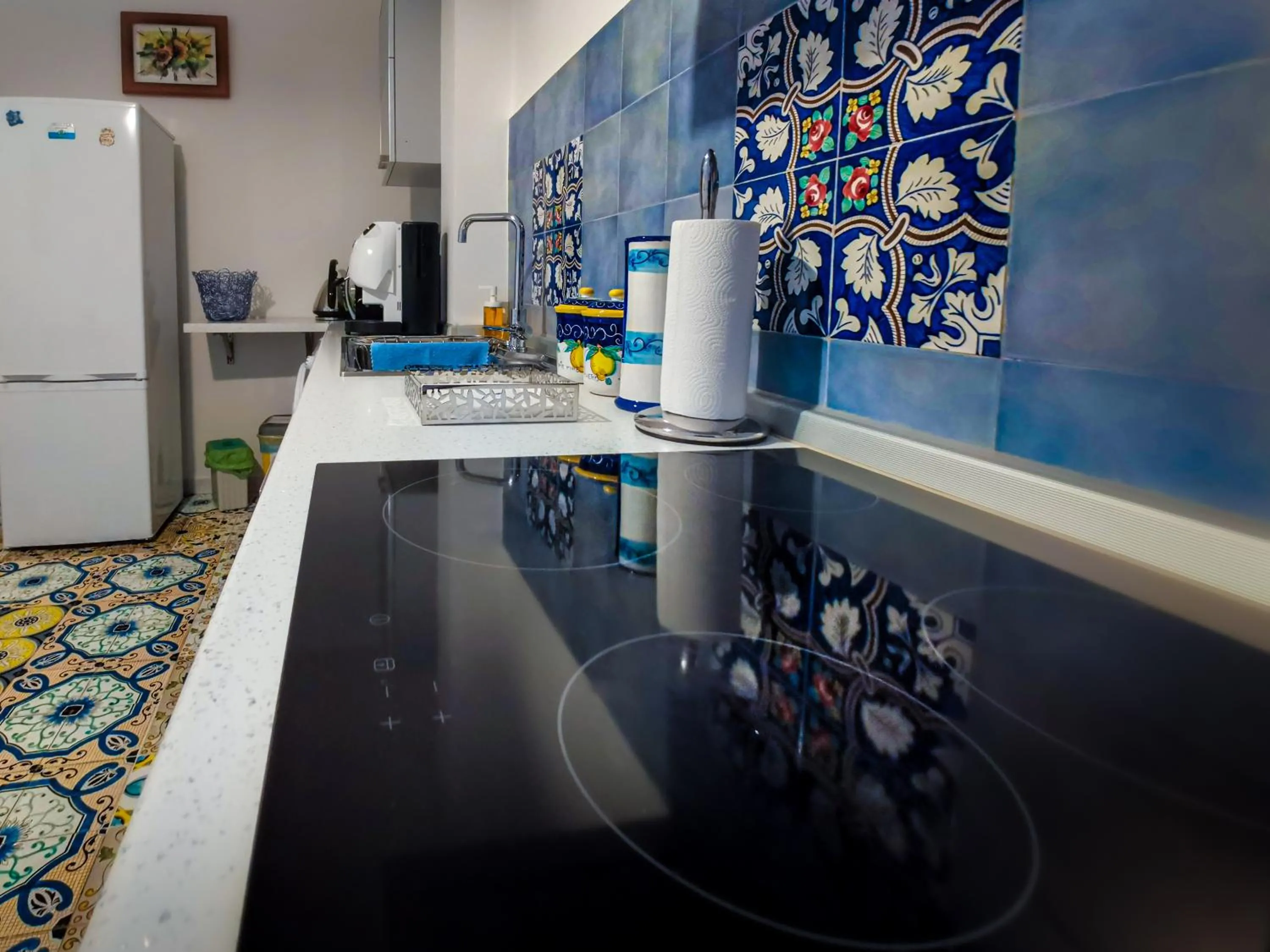 Kitchen or kitchenette in Villa Angelina