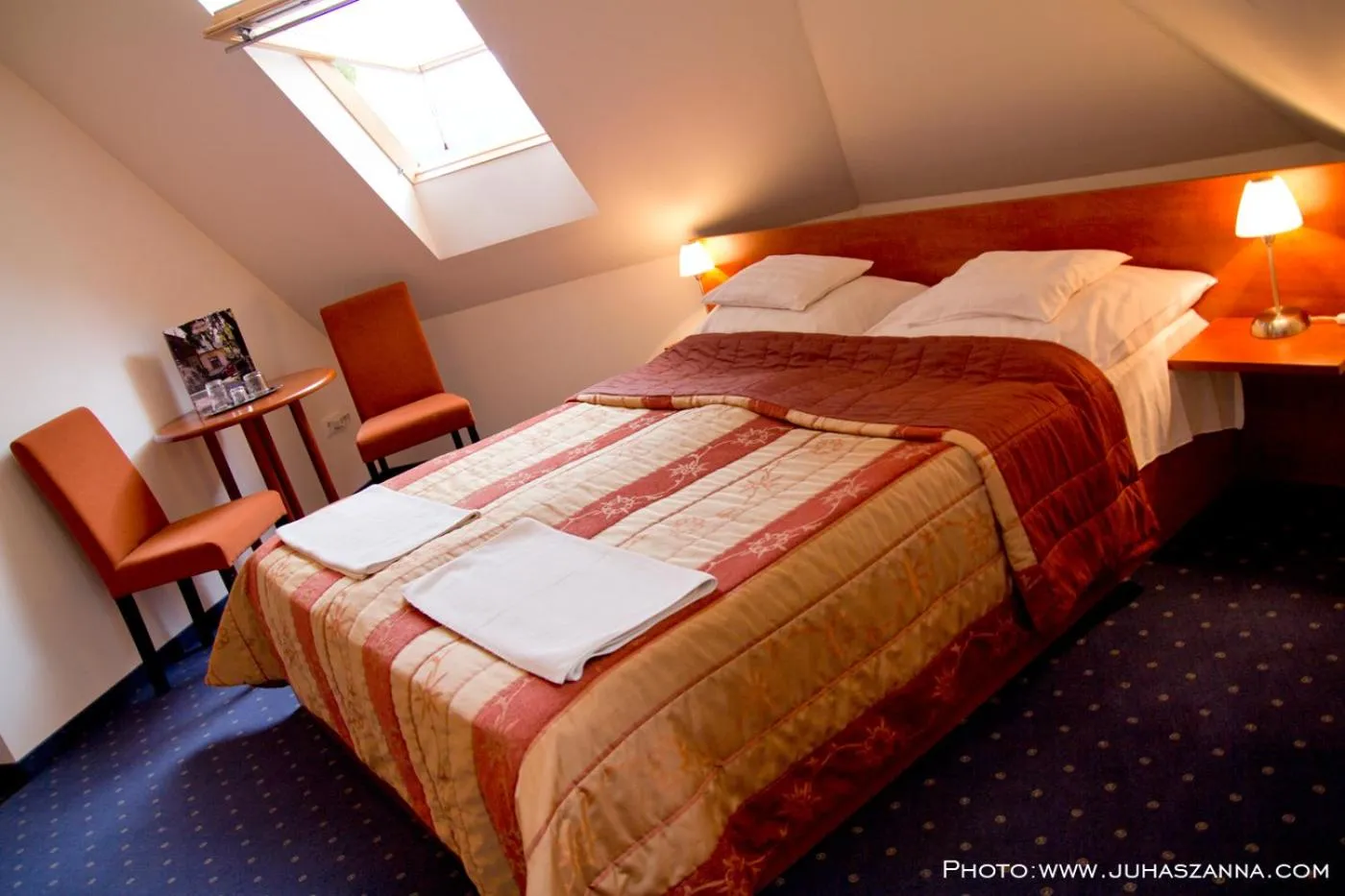 Bed in Hotel Tókert Szálloda és Étterem