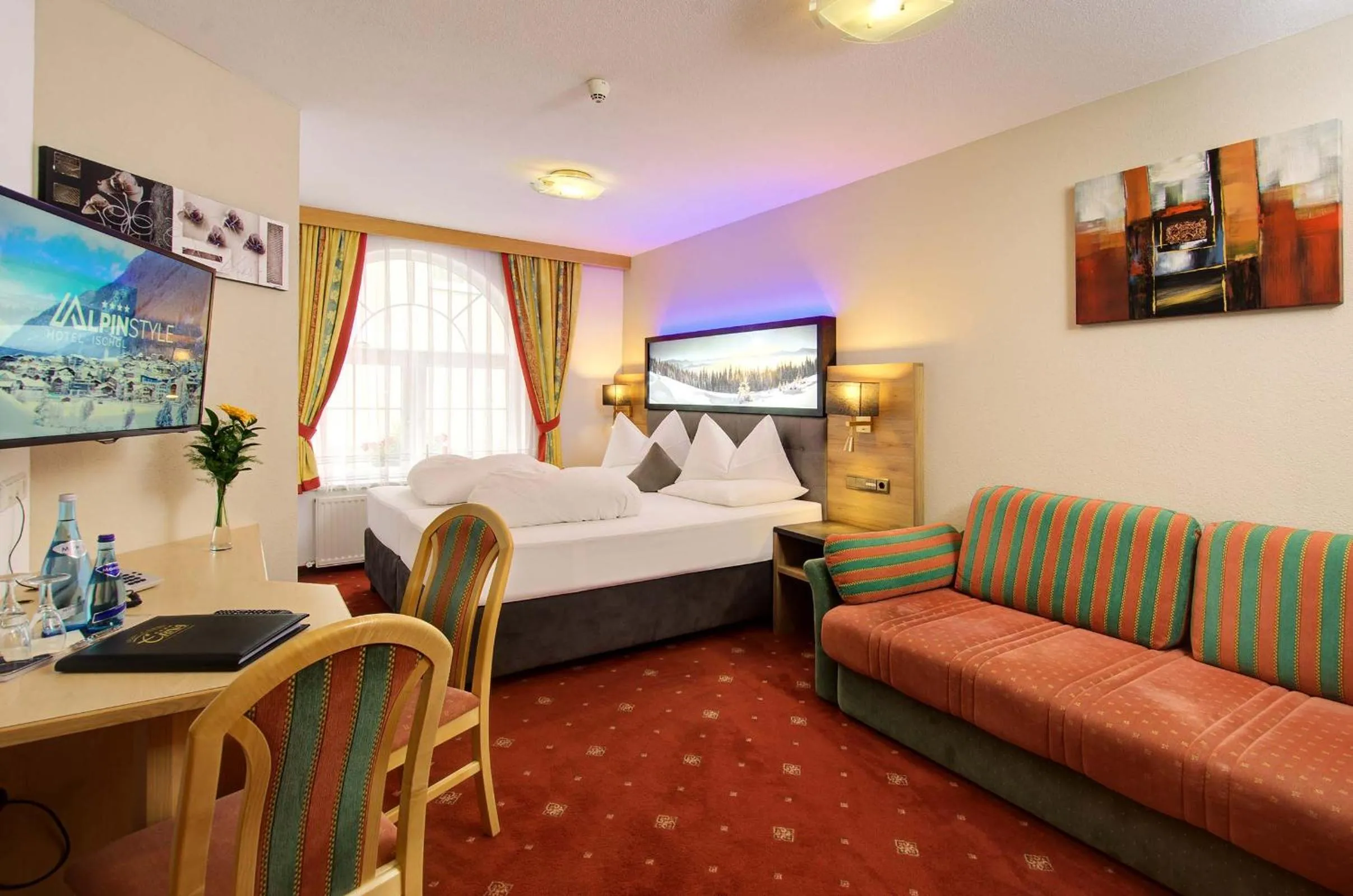 Photo of the whole room, Bed in Alpinstyle Hotel Ischgl