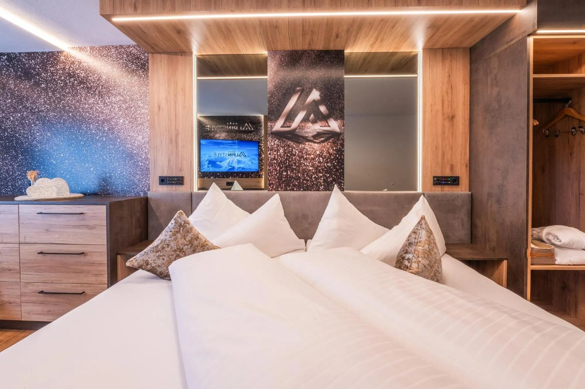 Bed in Alpinstyle Hotel Ischgl