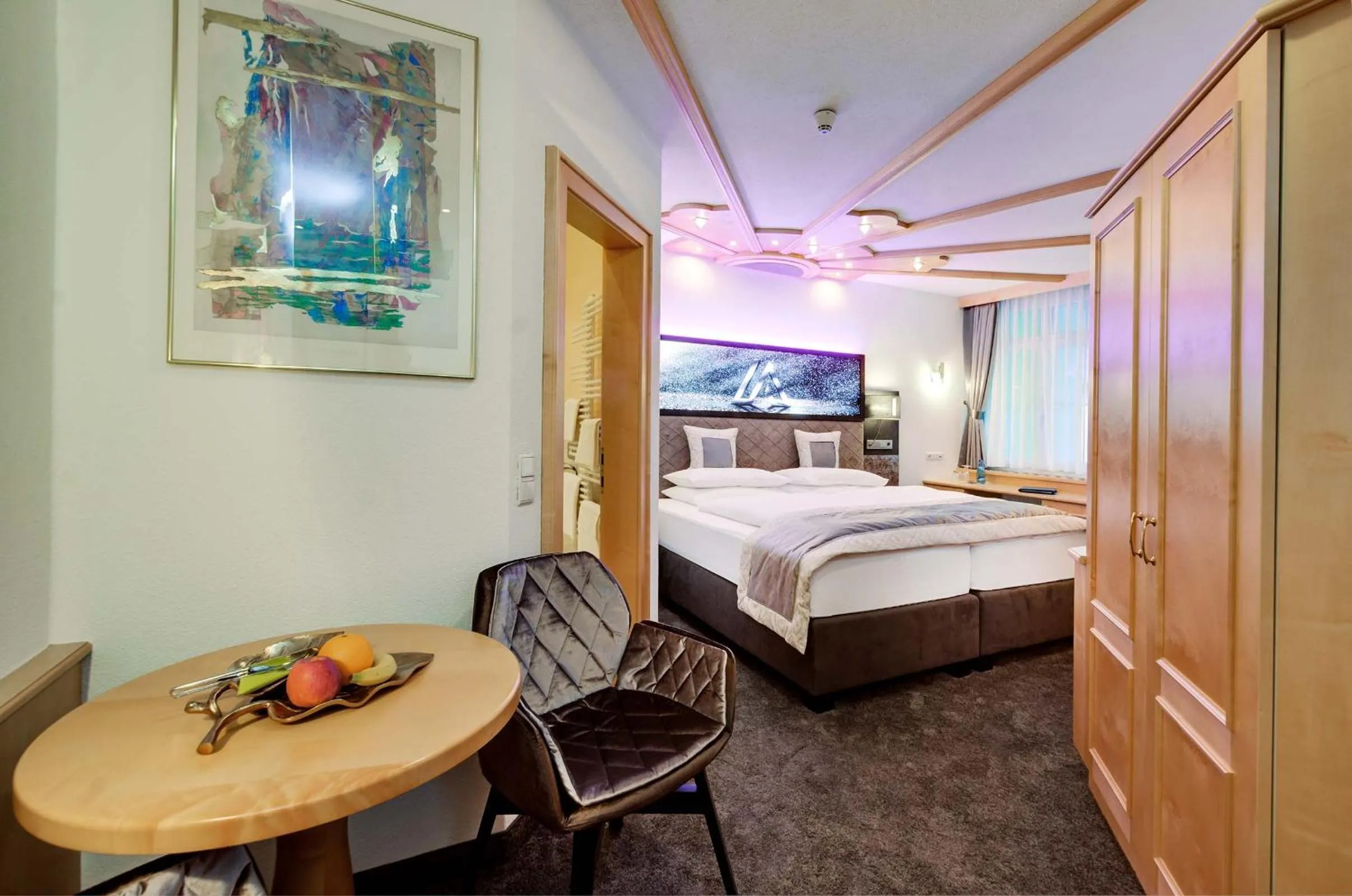 Photo of the whole room, Bed in Alpinstyle Hotel Ischgl