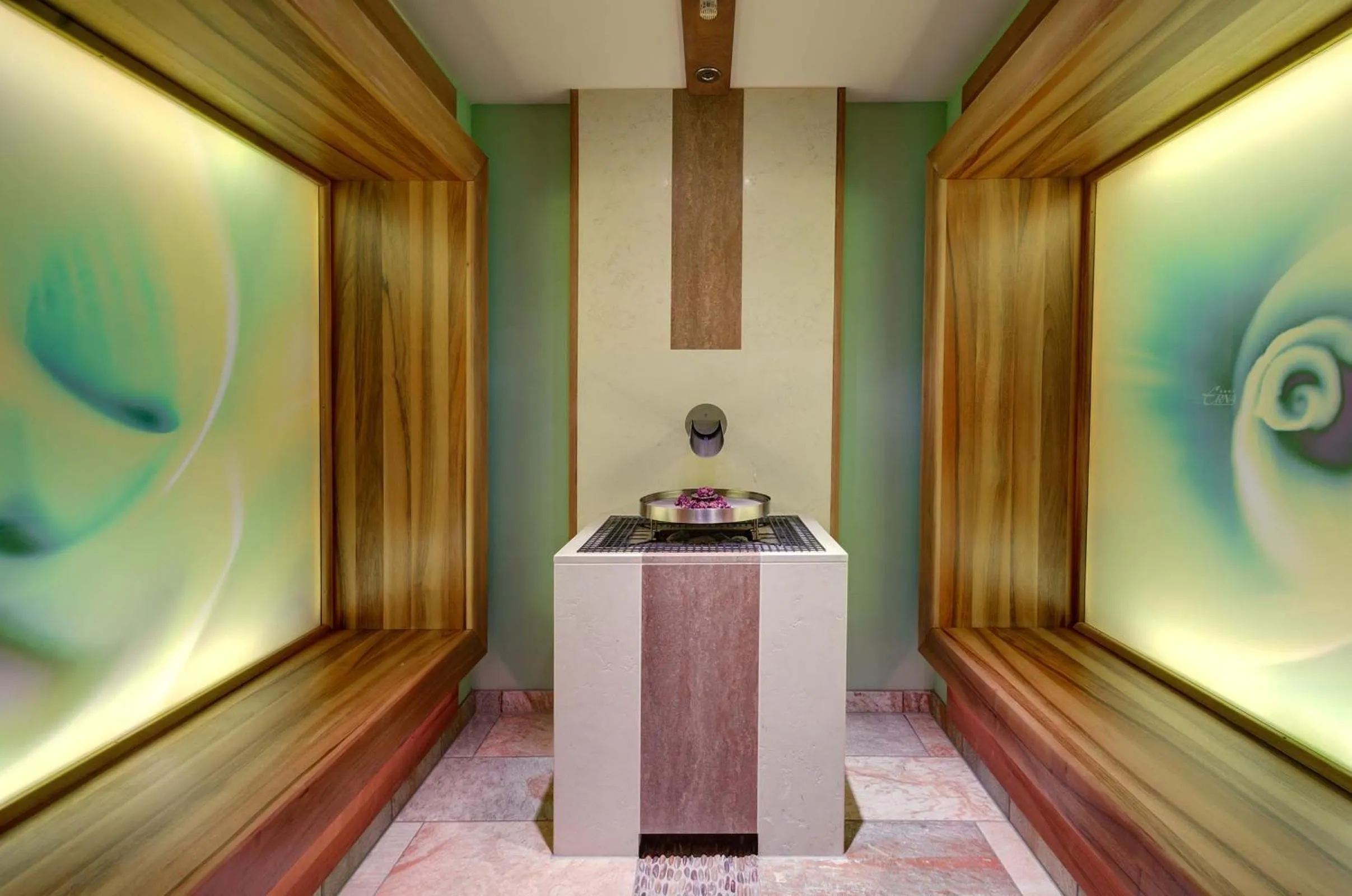 Sauna in Alpinstyle Hotel Ischgl