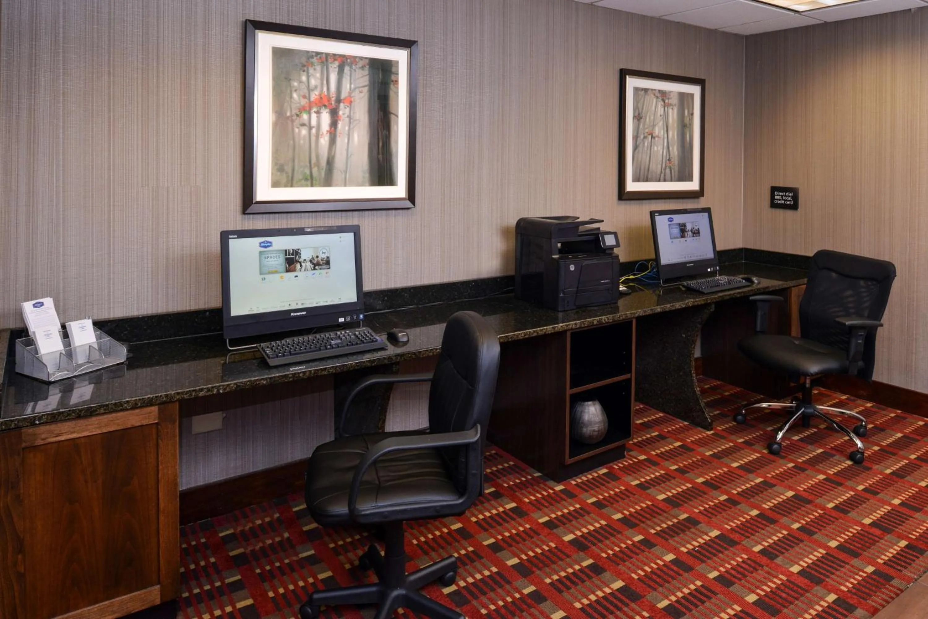 Business facilities in Hampton Inn Chicago-Carol Stream