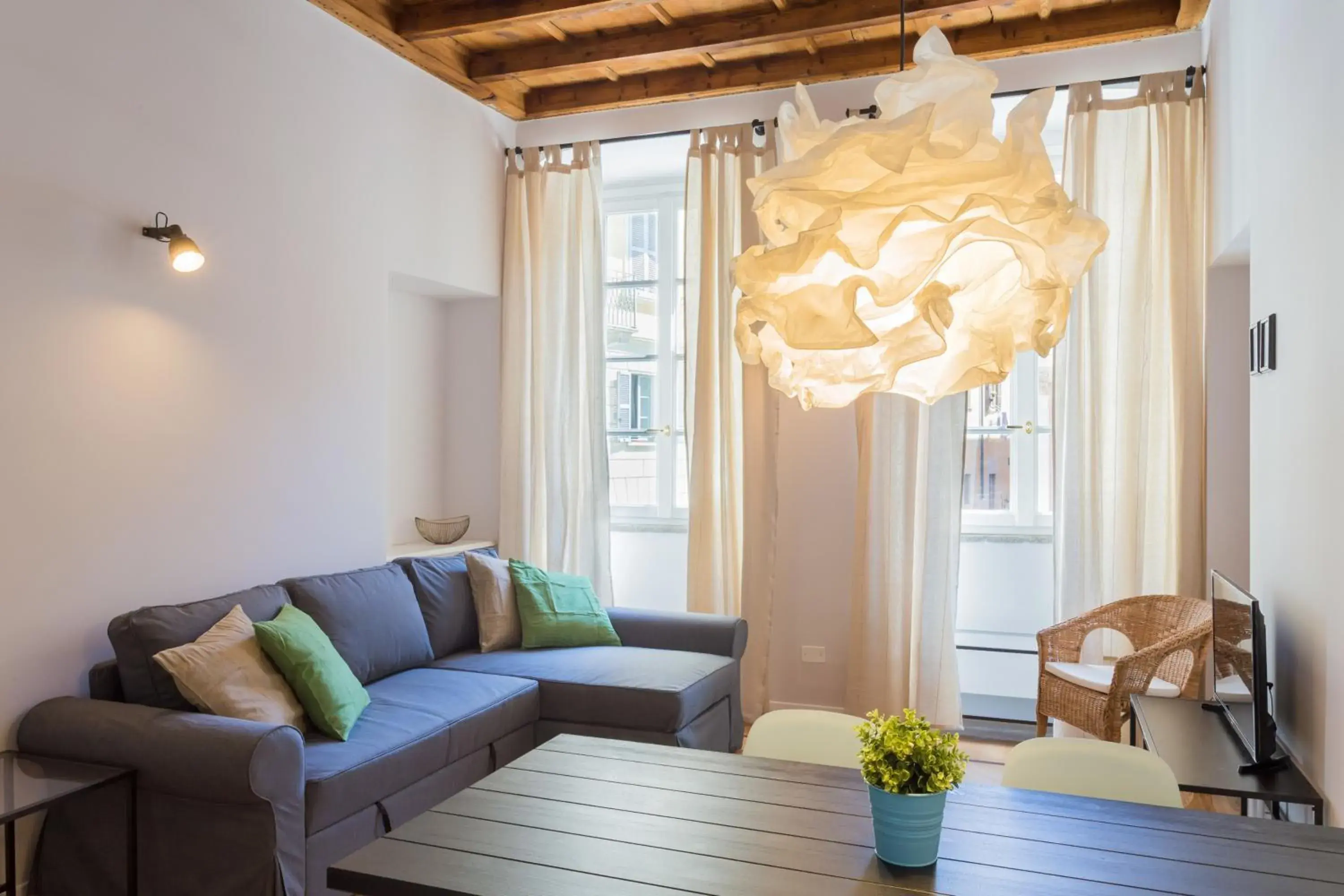 Apartment in COSY APARTMENT 2 MINUTES FROM DUOMO Apartment in COSY APARTMENT 2 MINUTES FROM DUOMO