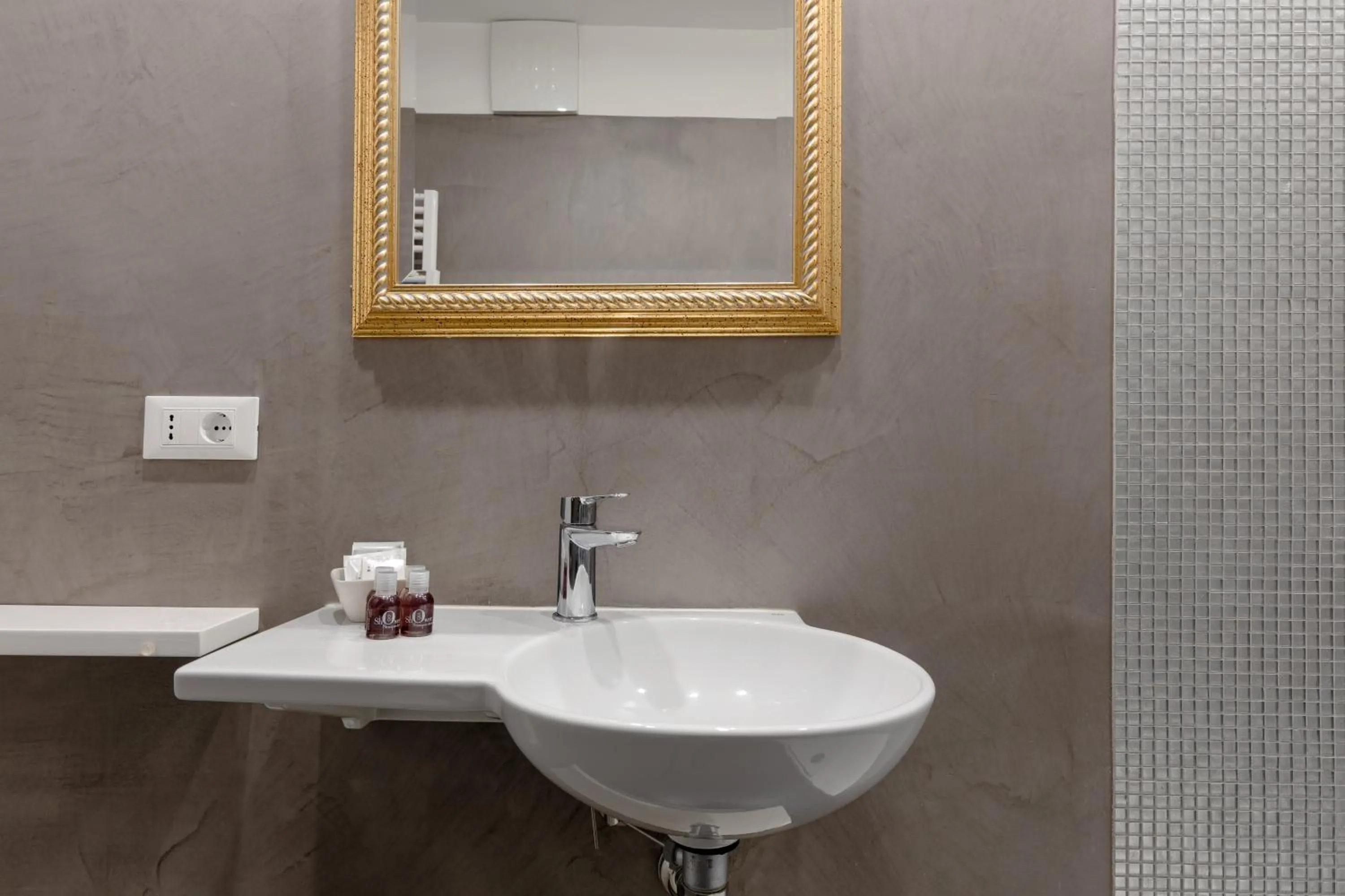 Bathroom in Ca' Santo Spirito B&B