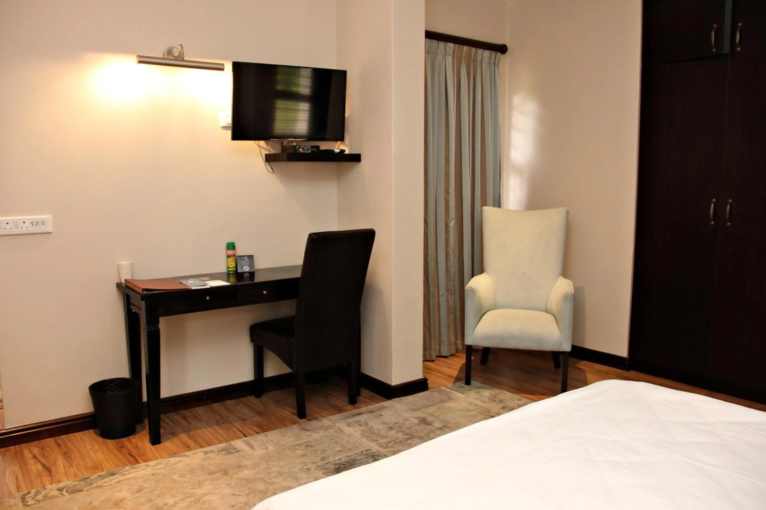 TV and multimedia, Bed in Browns Manor