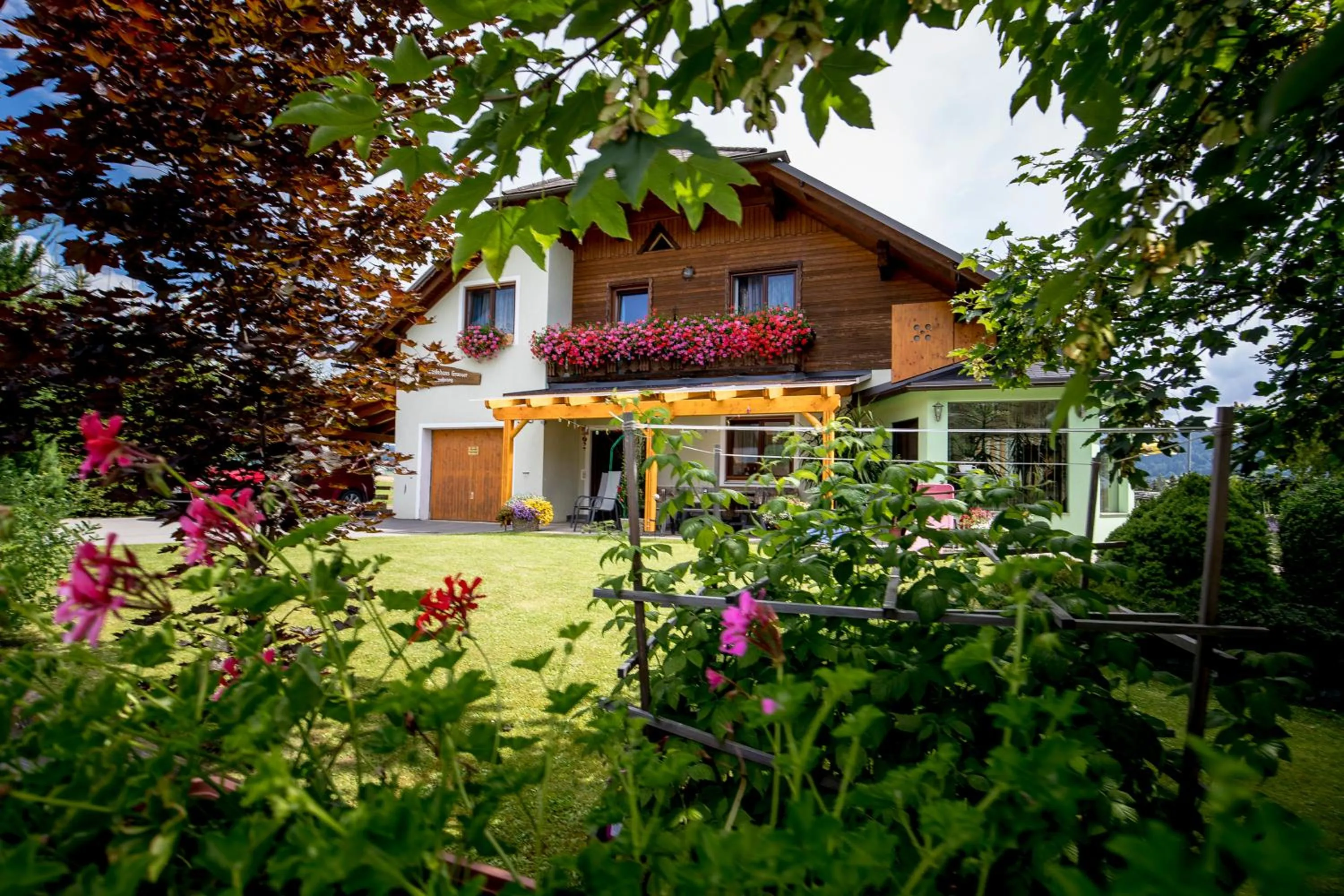 Property building in Hotel Gasthof zur Linde