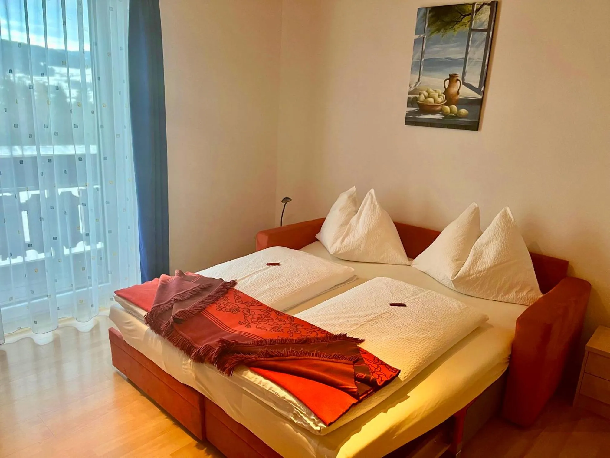 Bedroom, Bed in Hotel Gasthof zur Linde