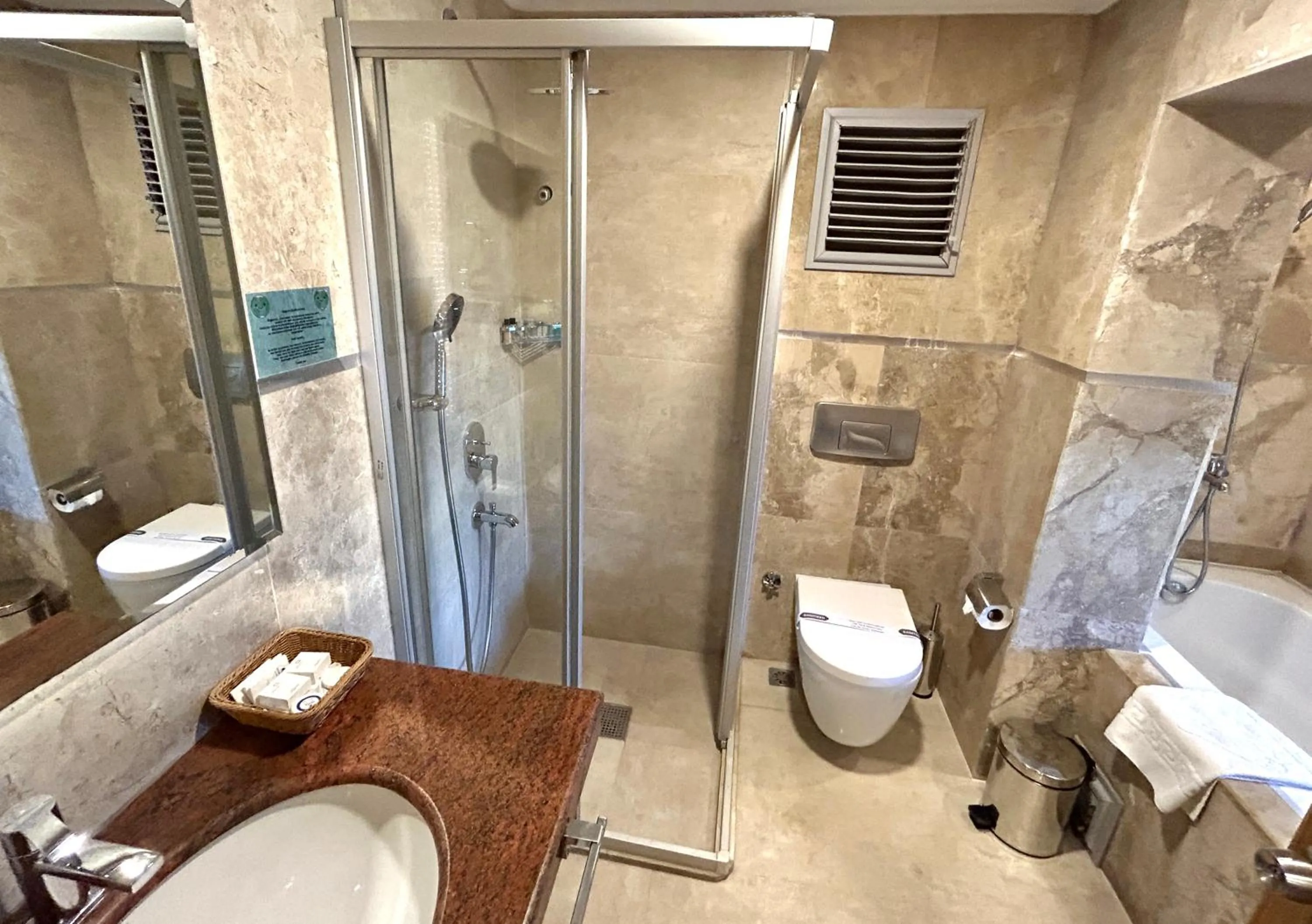 Marina Boutique Hotel