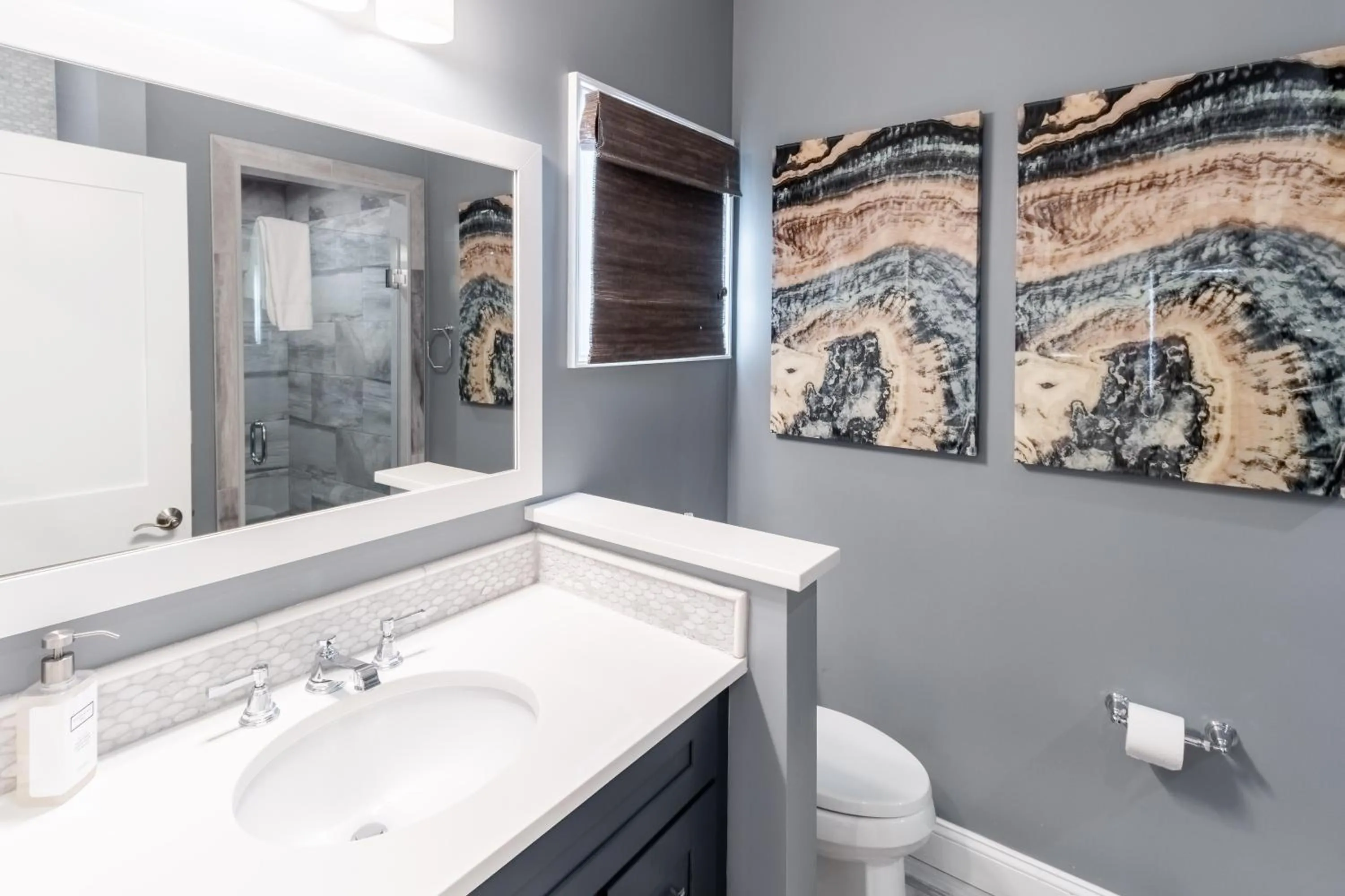 The Newport Lofts - 595 Thames Street