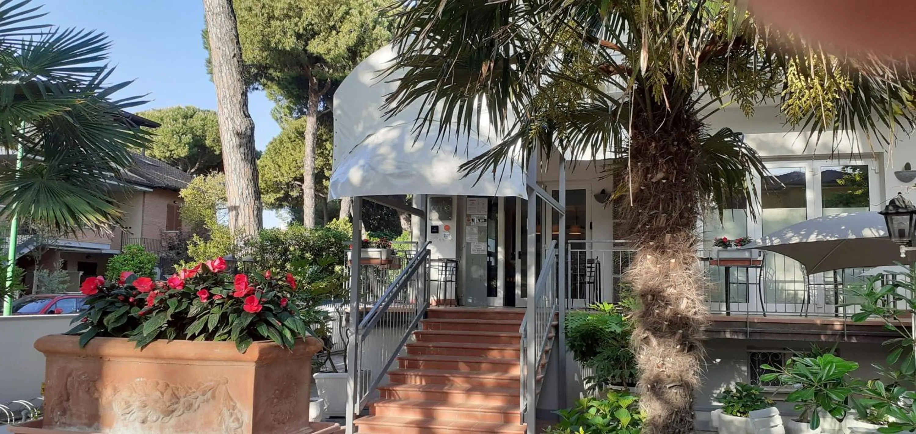 Property building in Hotel Garnì Anna