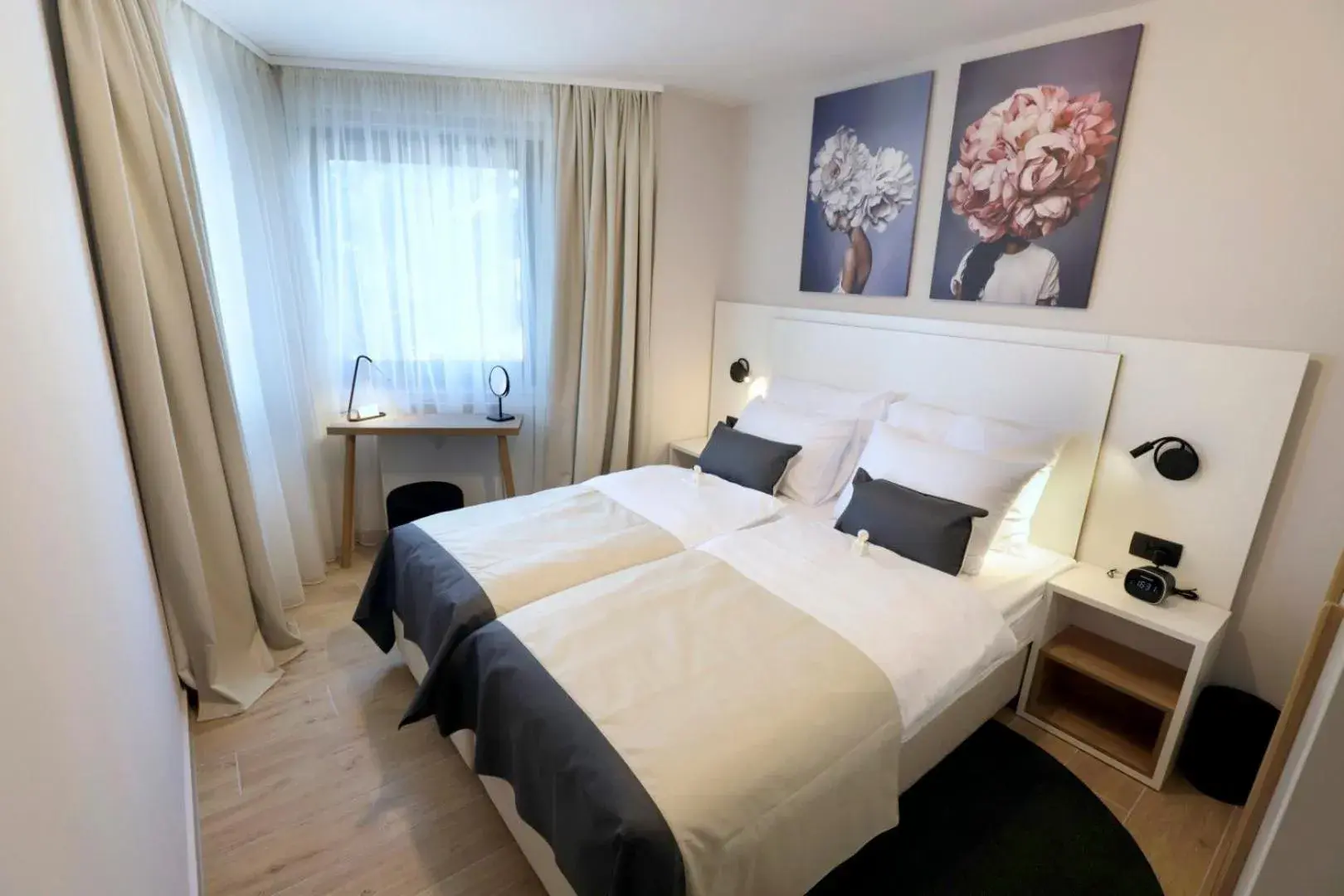 Apartment with Sea View (2 Adults) in Villa Verica Apartment with Sea View (2 Adults) in Villa Verica