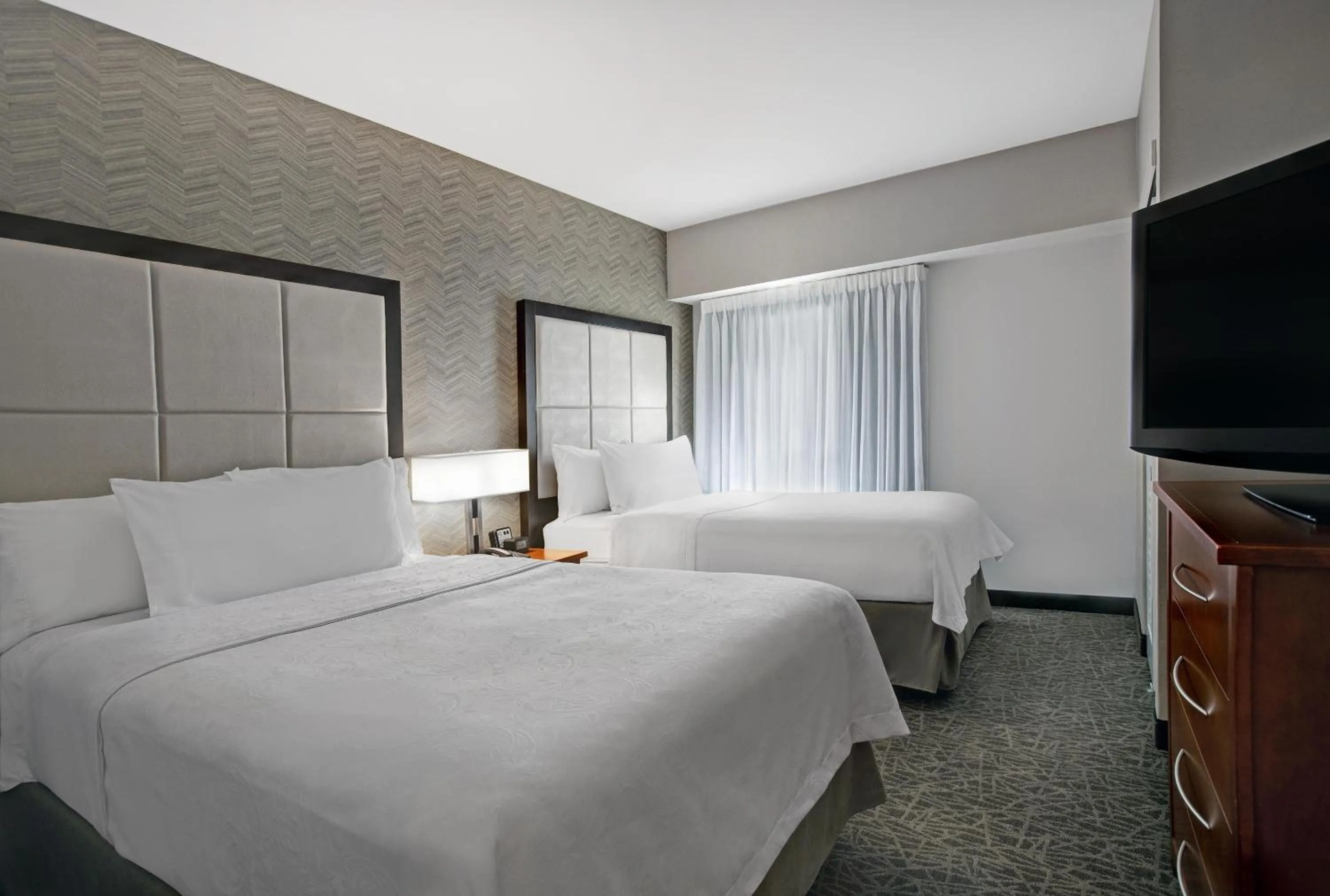 Bed in Homewood Suites by Hilton Chicago-Lincolnshire