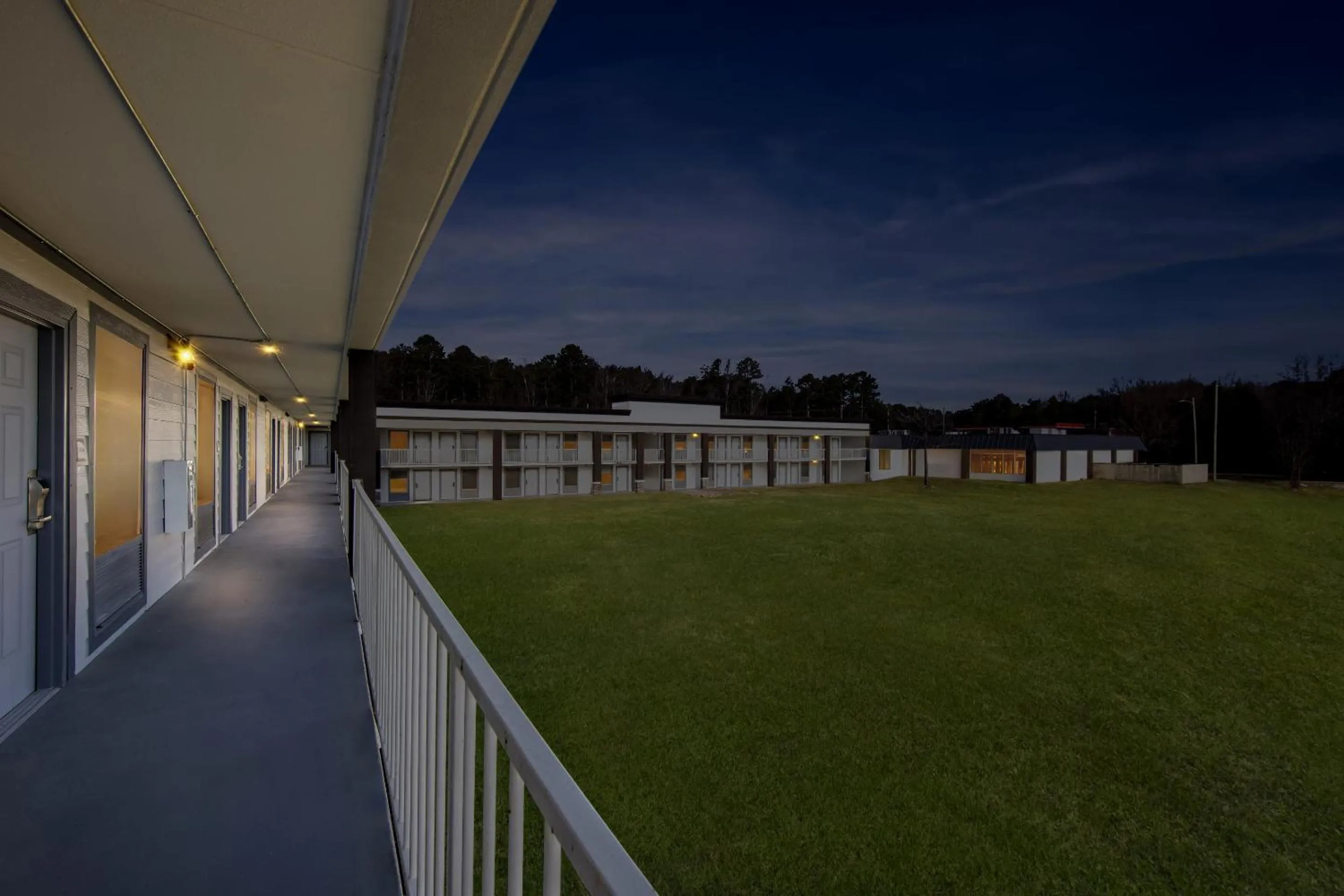 Facade/entrance in HomeTowne Studios by Red Roof Athens, TN
