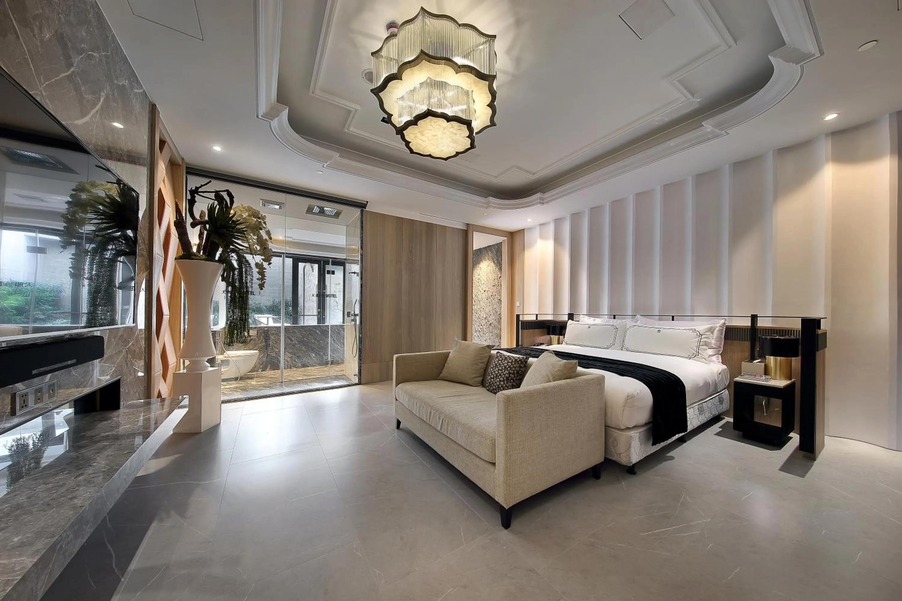 Bed in Ease Motel Taichung