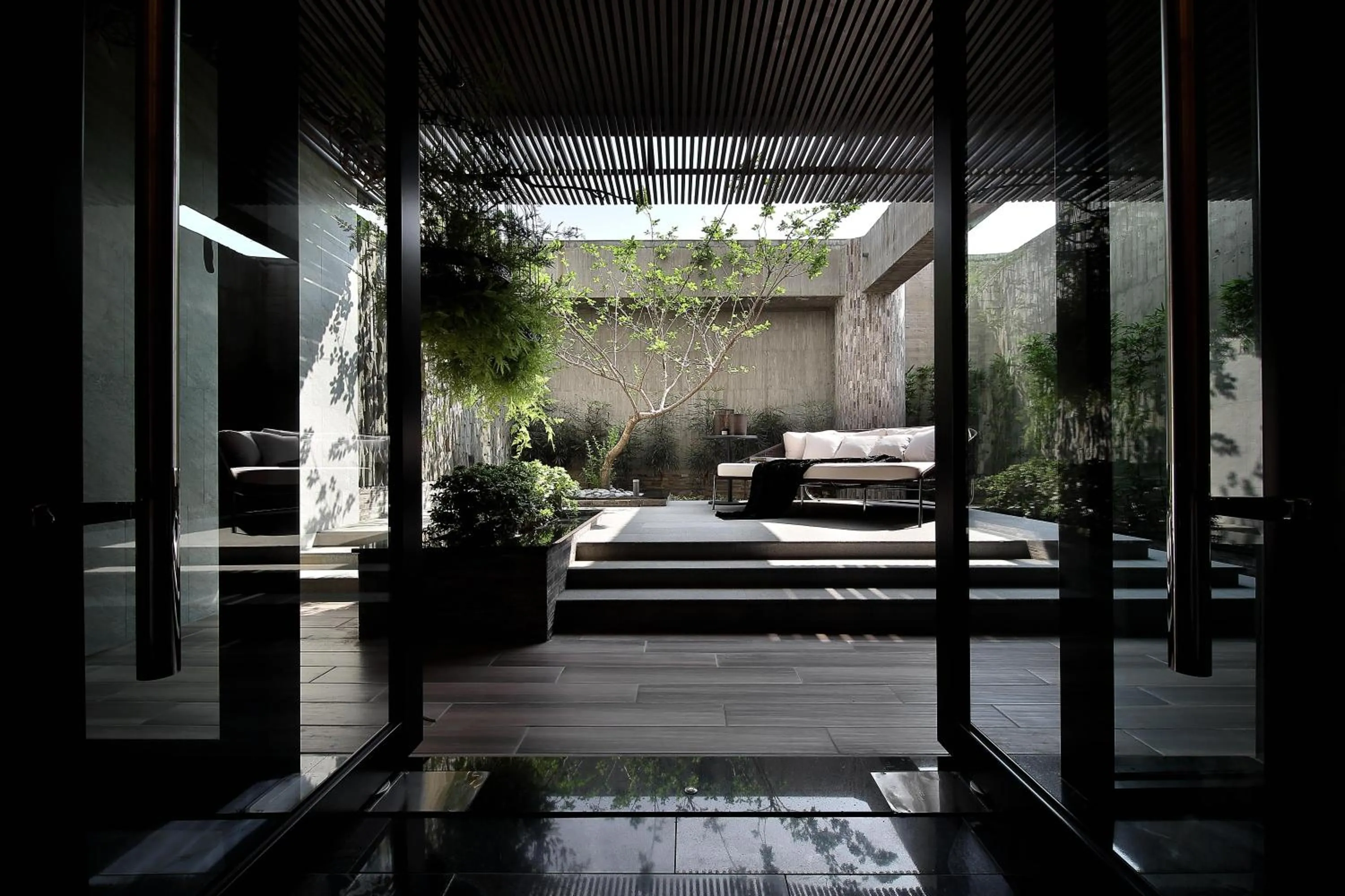 Bed in Ease Motel Taichung