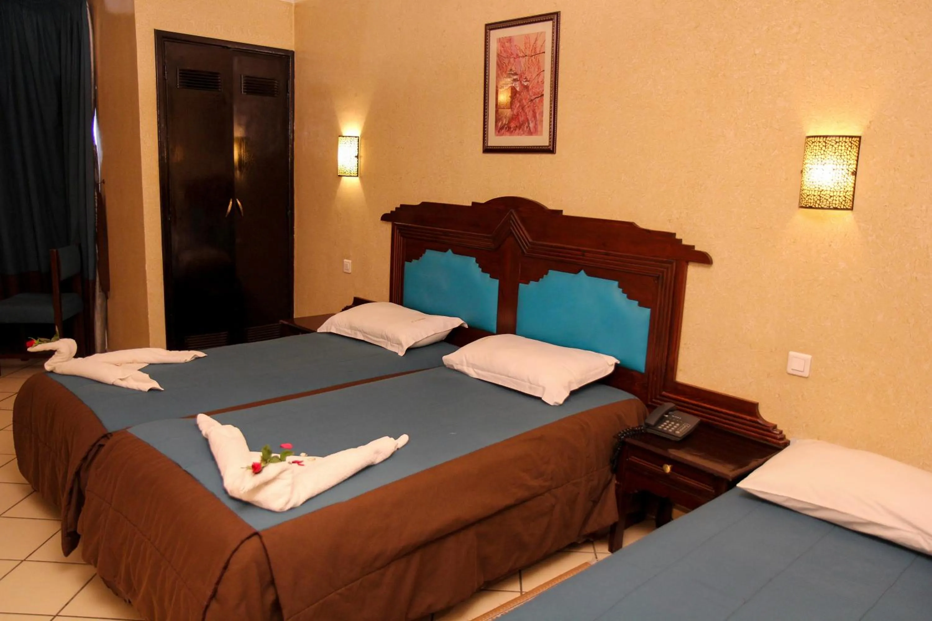 Bedroom in New Farah Hotel