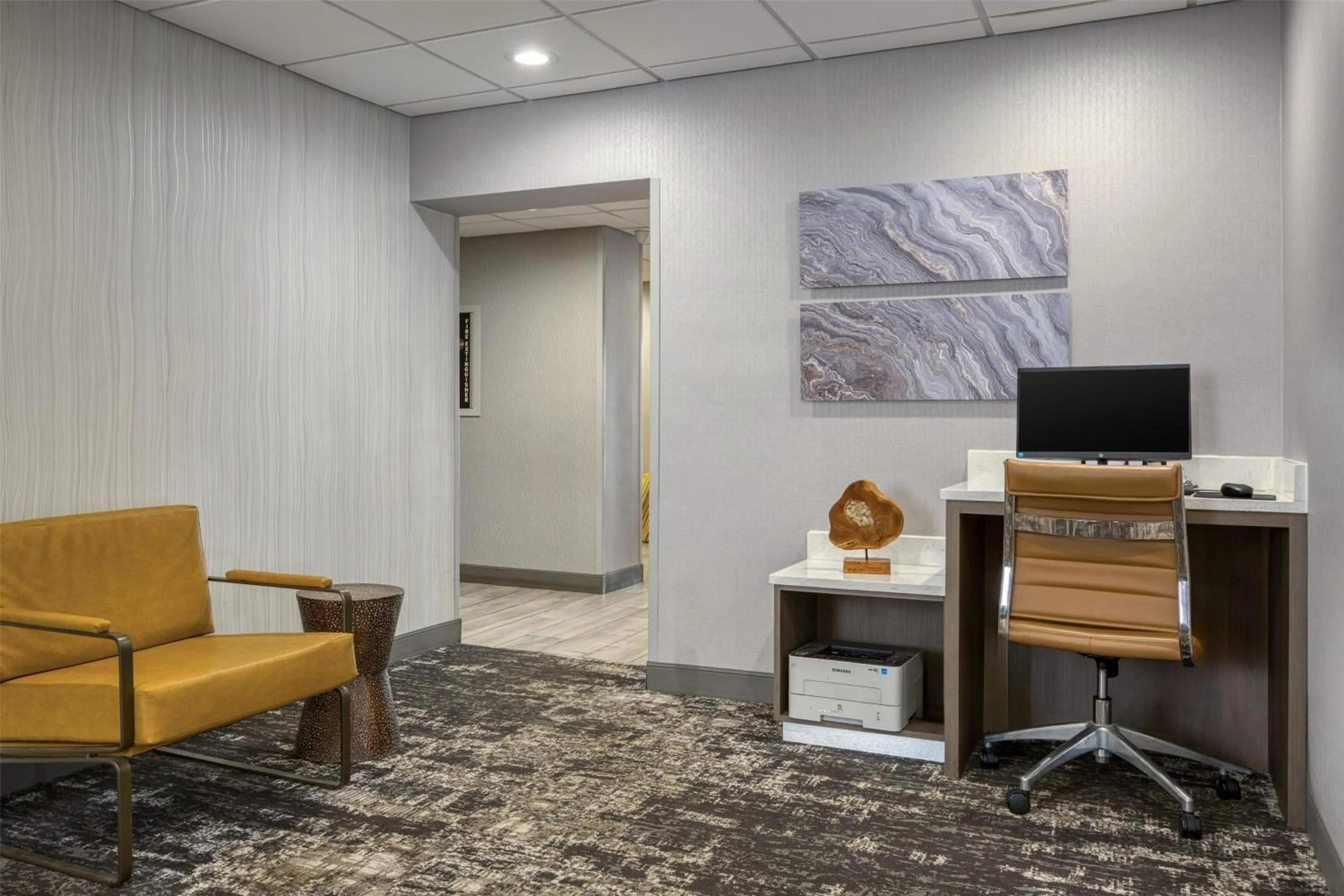Business facilities in SureStay Plus Hotel by Best Western Chicago Lombard