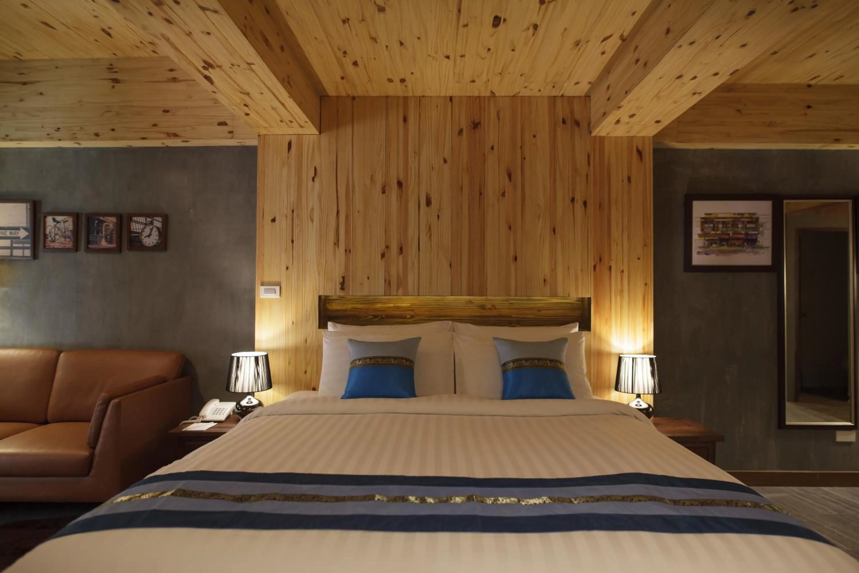 Bed in Sanae' Townhouse Chiang Mai