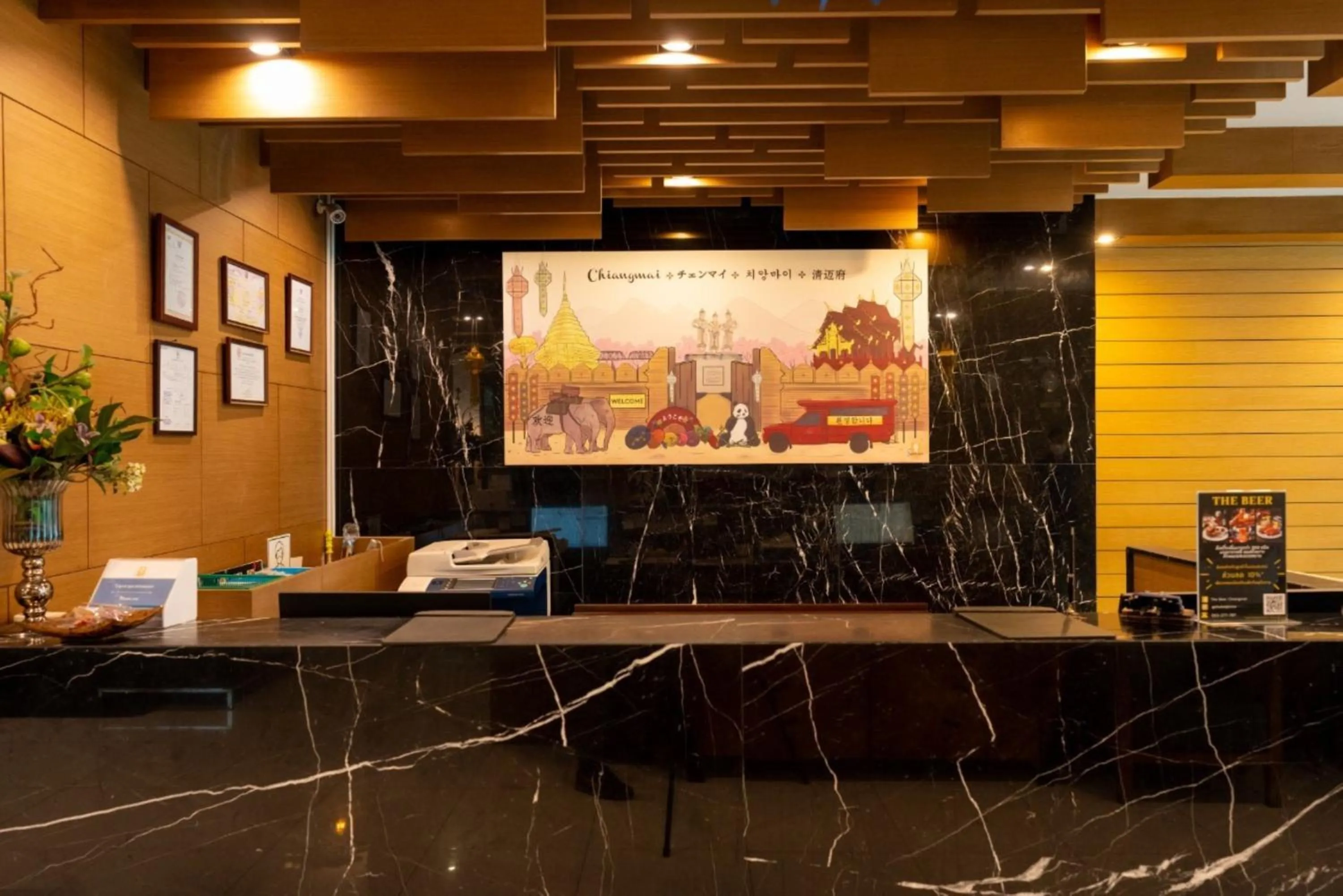 Lobby or reception in Sanae' Townhouse Chiang Mai