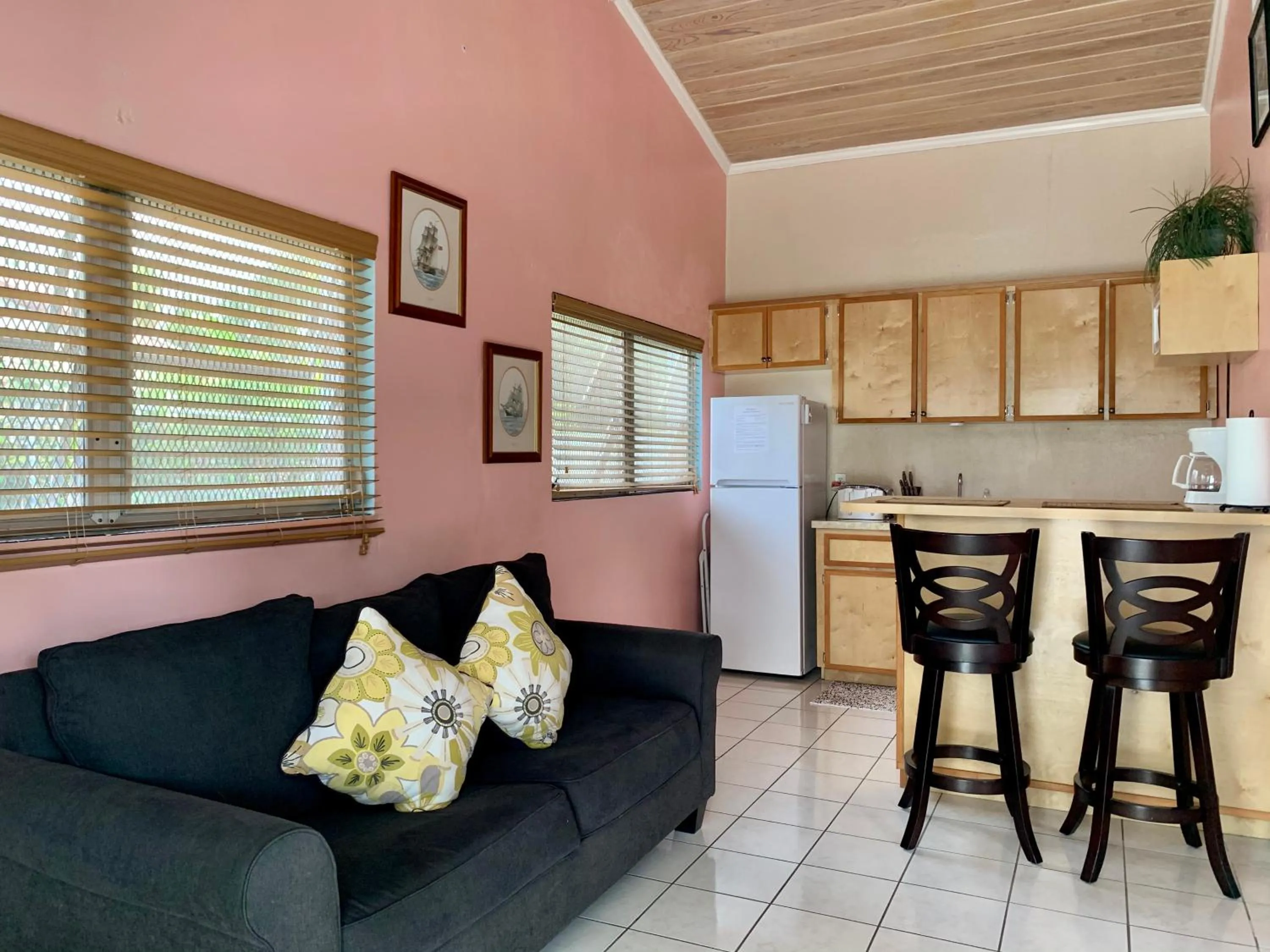 Living room in Dawson’s Hideaway