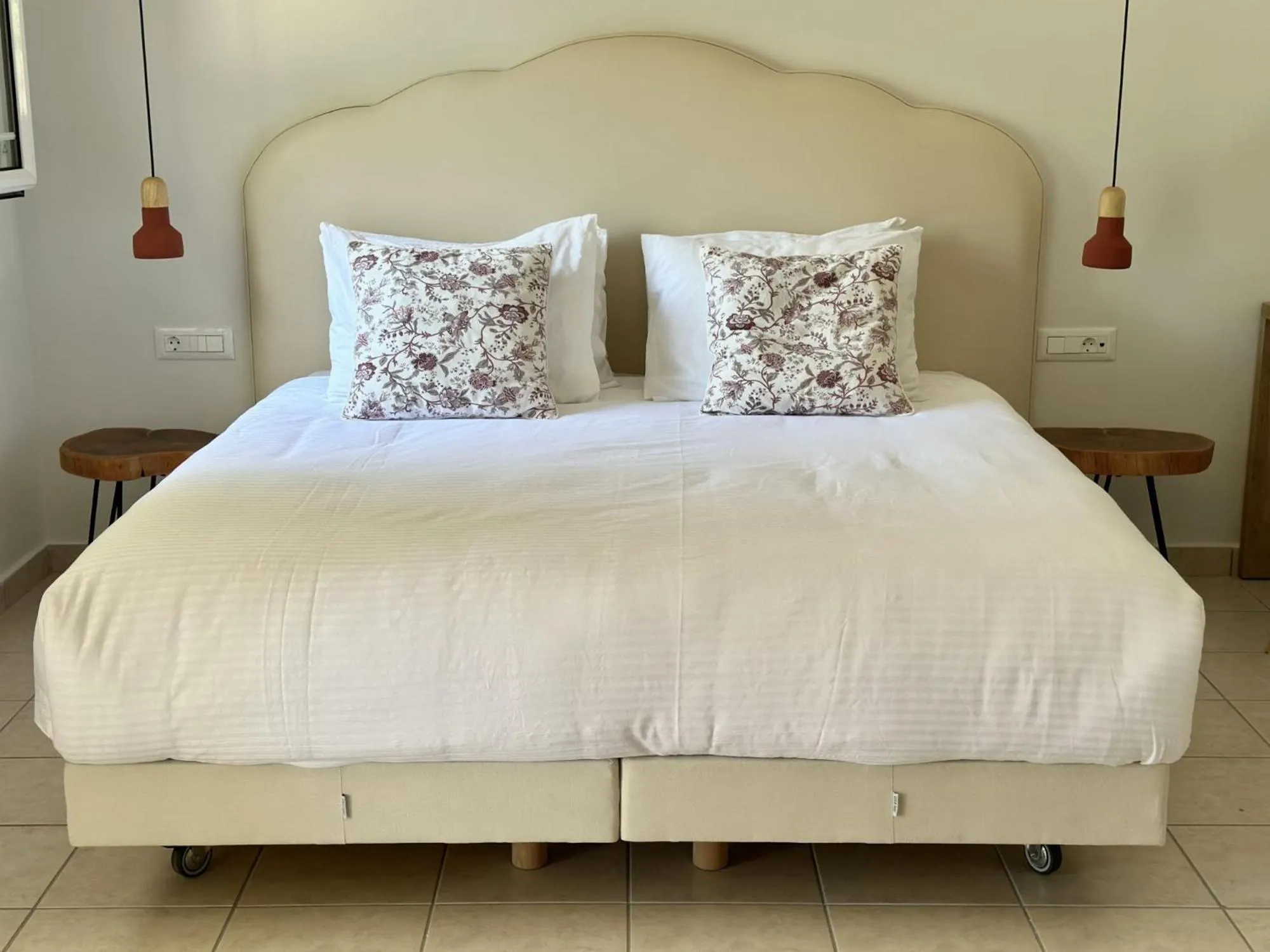 Bed in Lithies Sea View Boutique Hotel