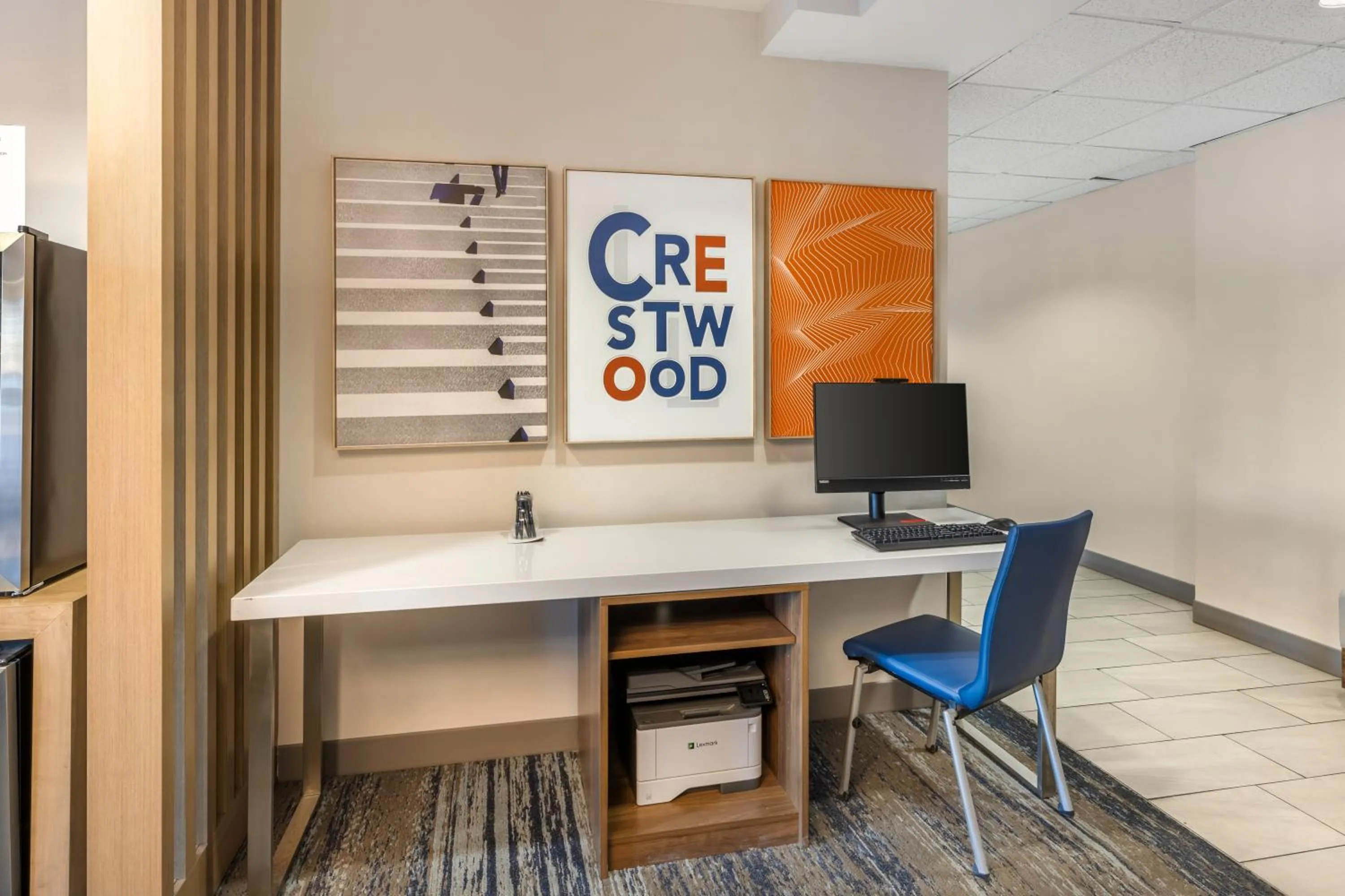 Business facilities in Holiday Inn Express Crestwood by IHG