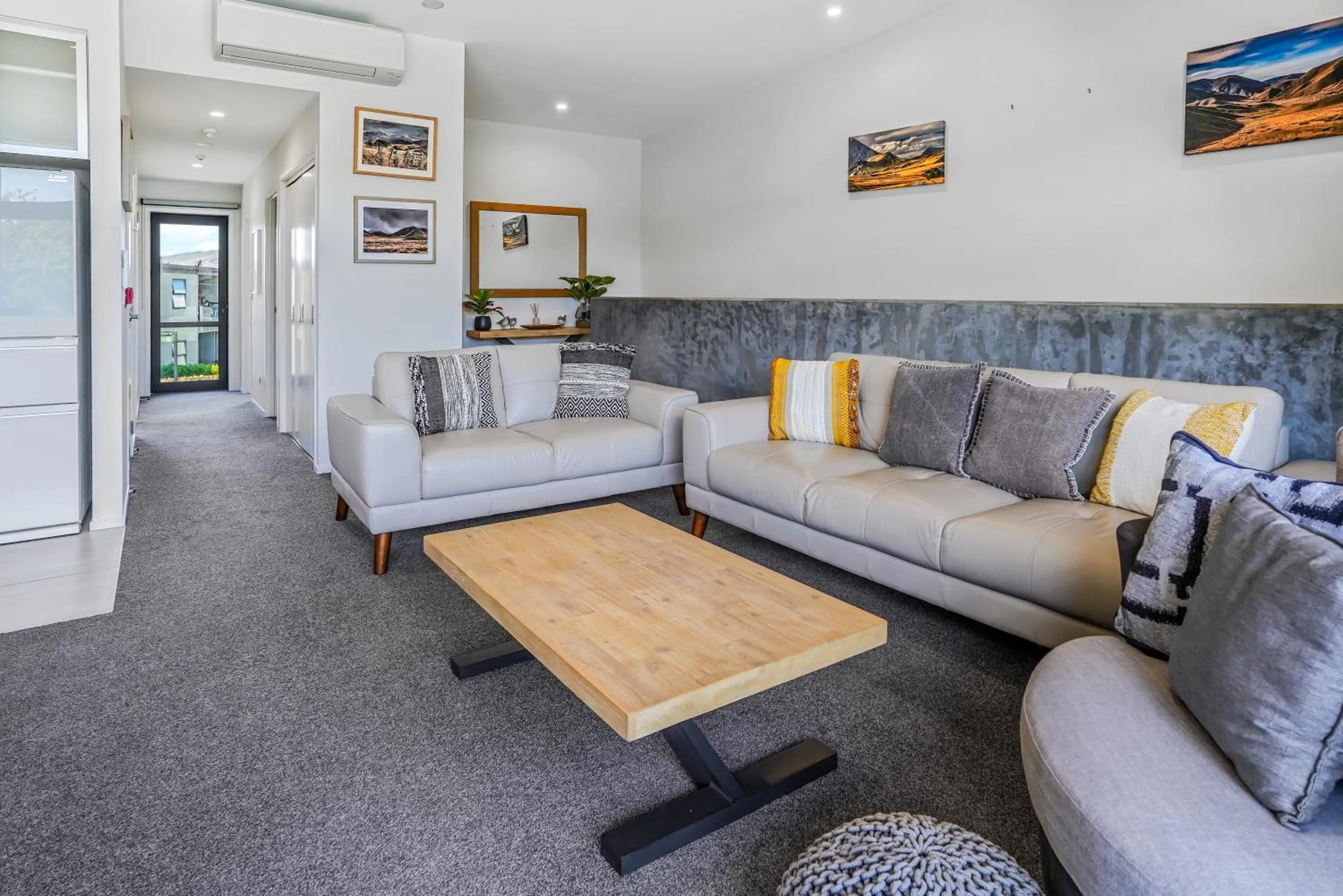 Living room in Central Park Apartments