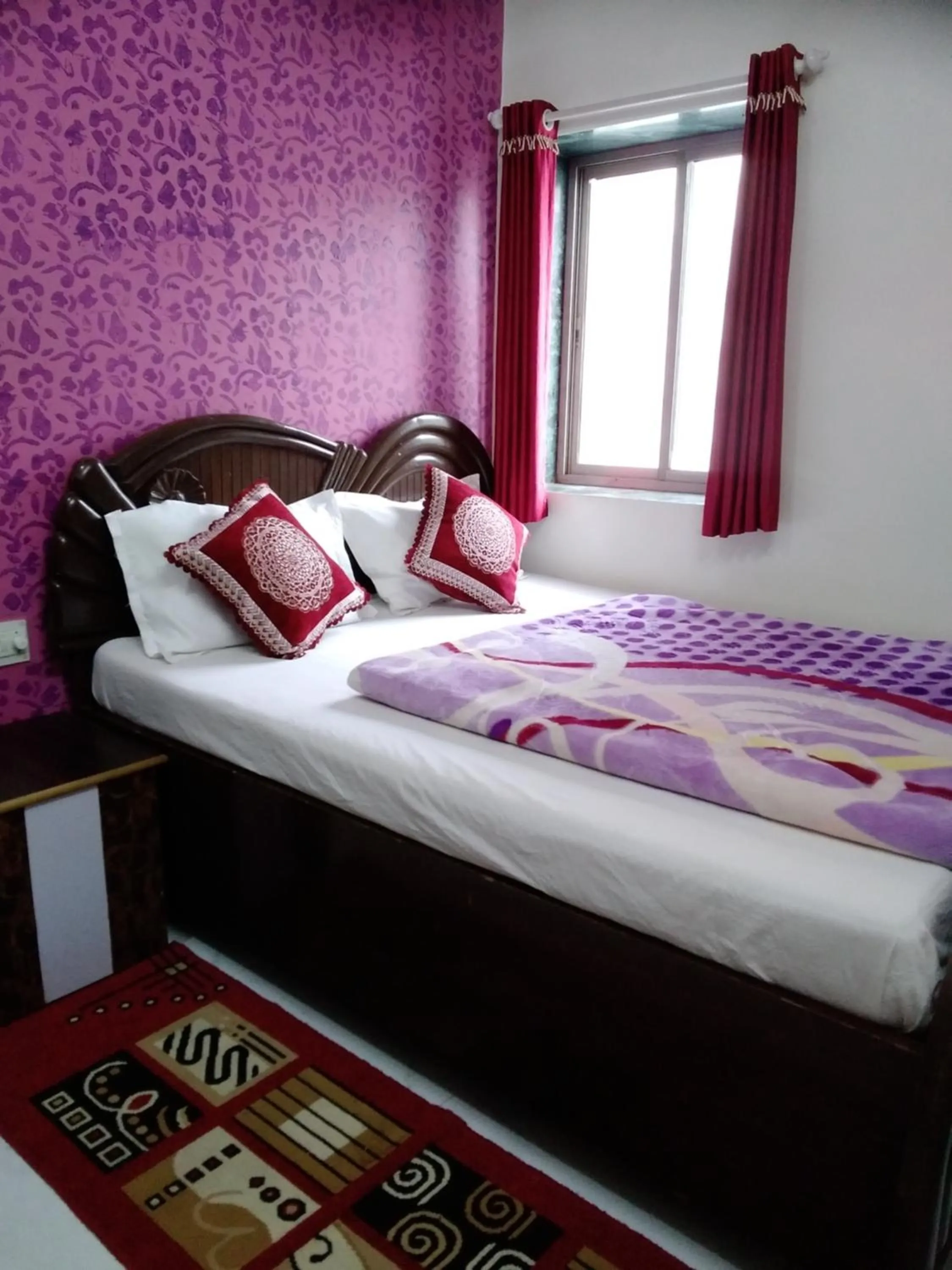 Photo of the whole room, Bed in Om Datta Krupa Niwas Cottage