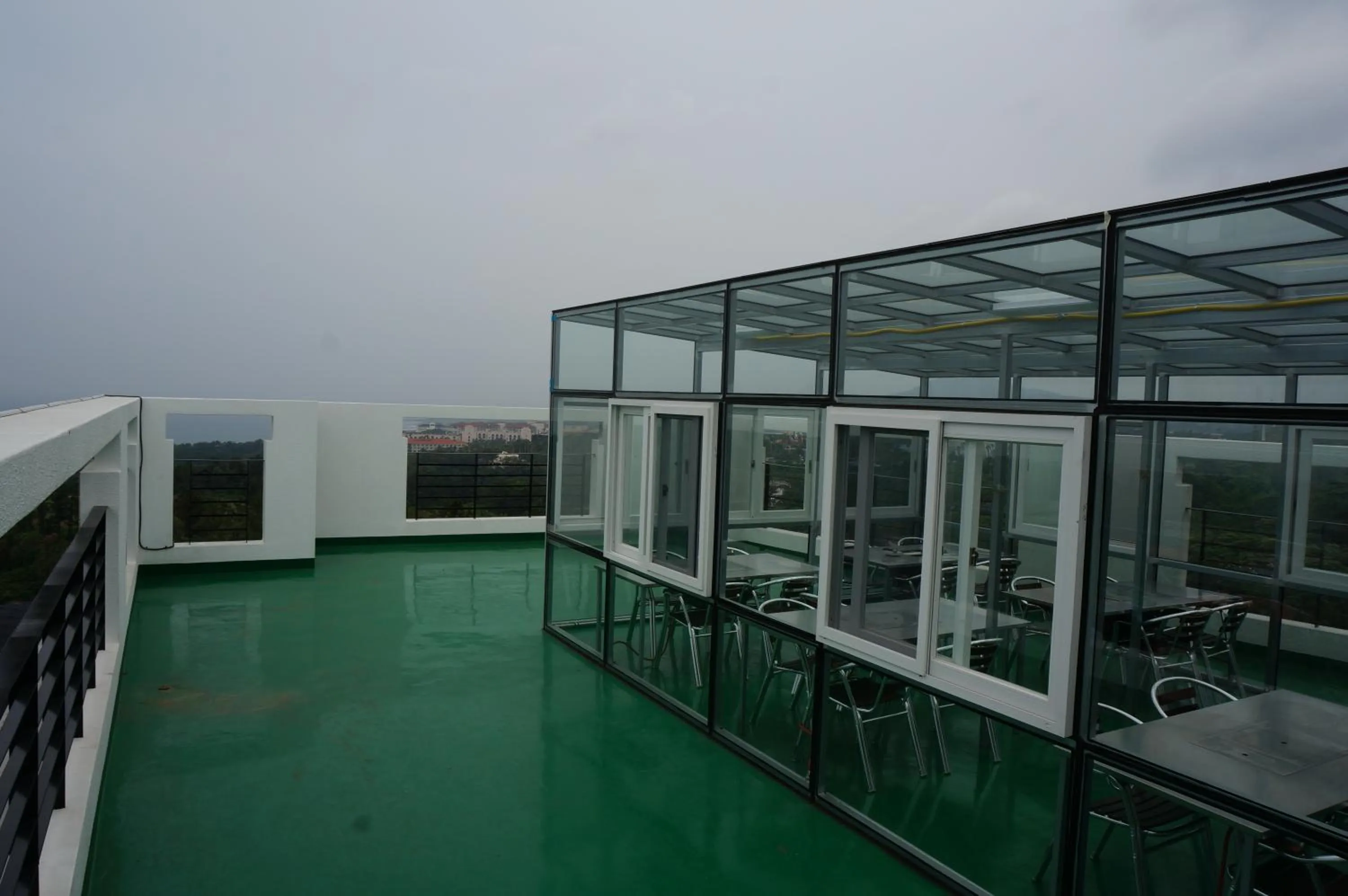 Property building in Jungmun Haesung Parktel