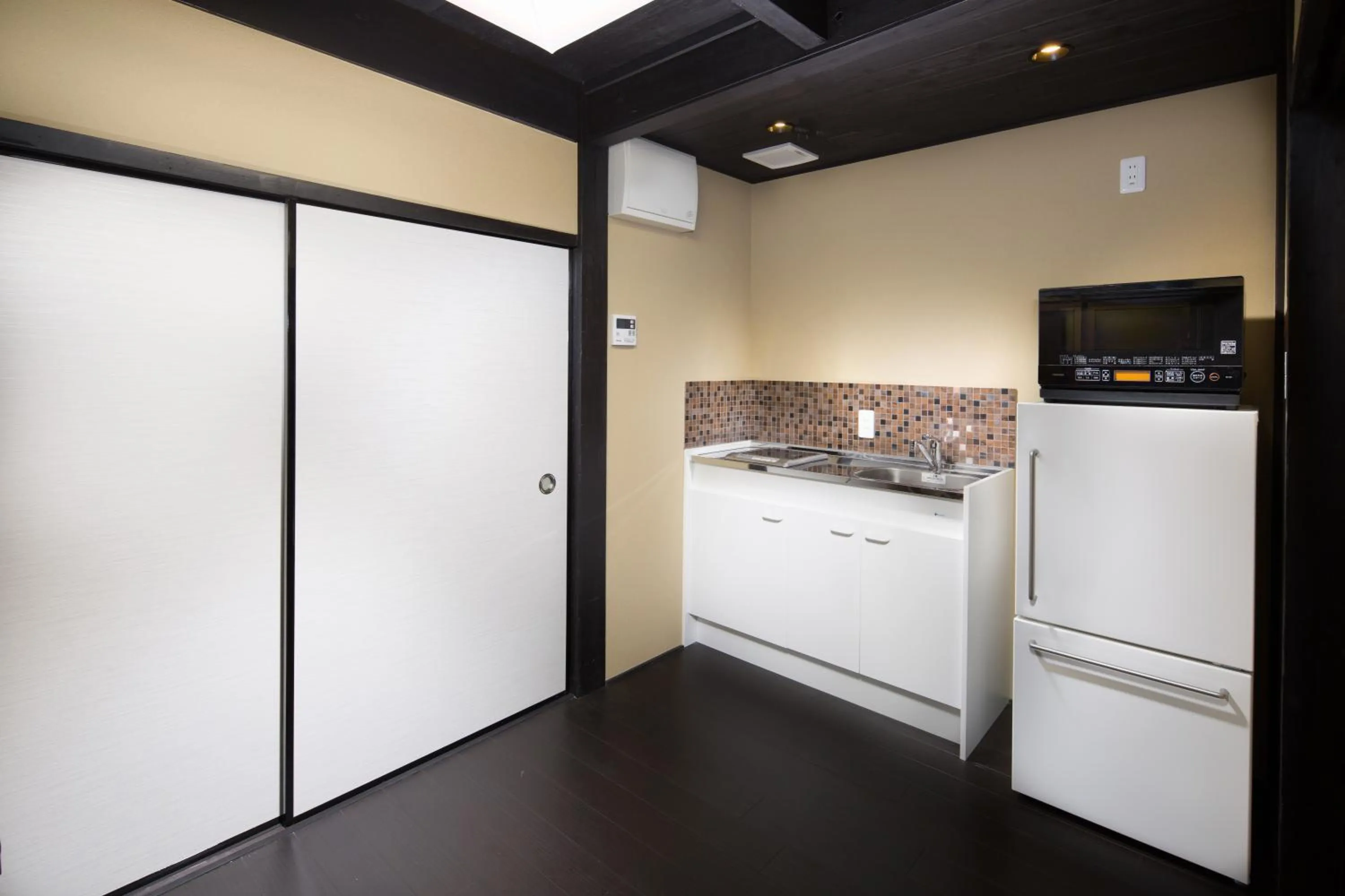 Kitchen or kitchenette in Tsumugi Matsubara Sakaimachi