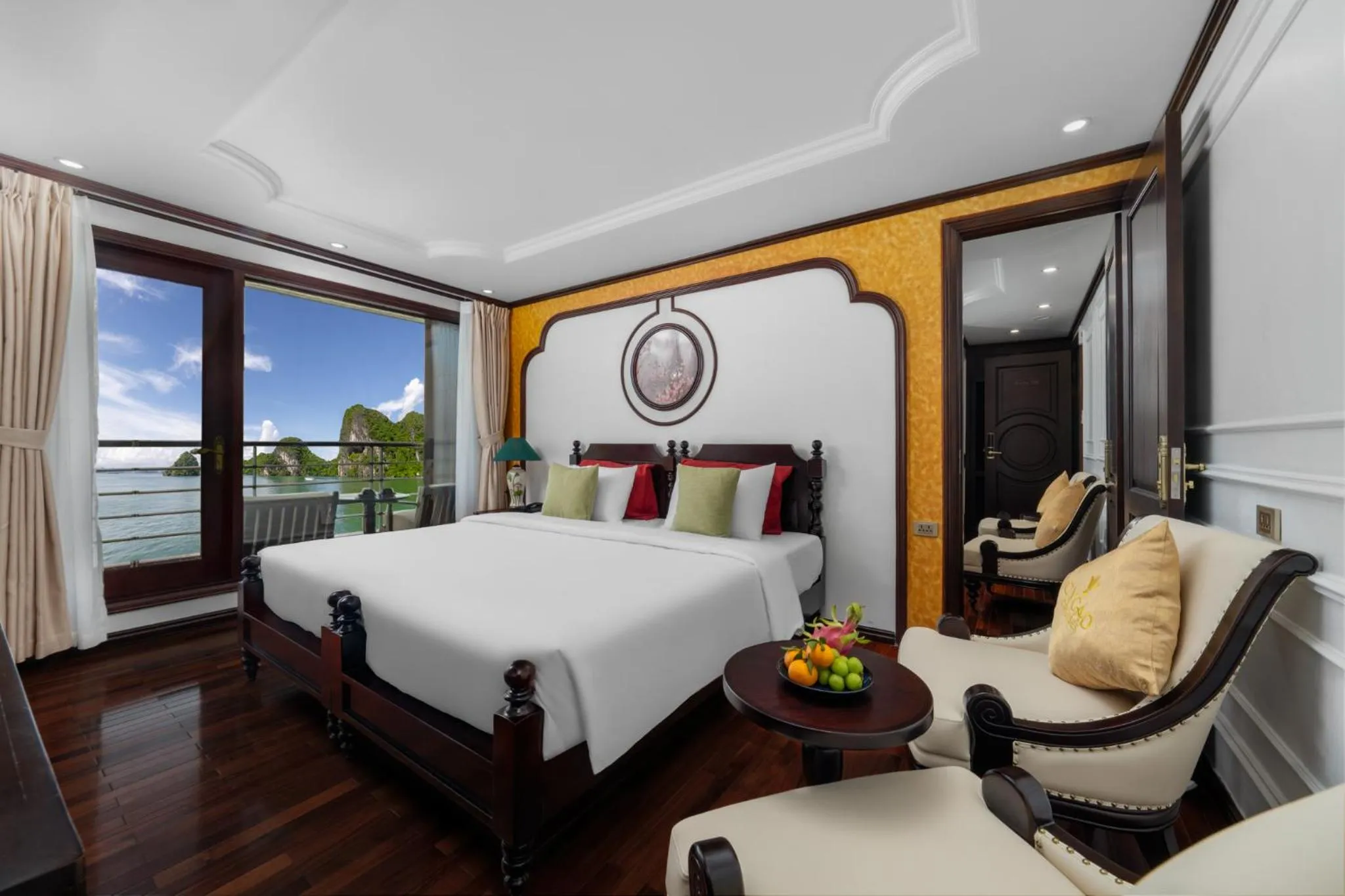 Bed in Garden Legend Cruise