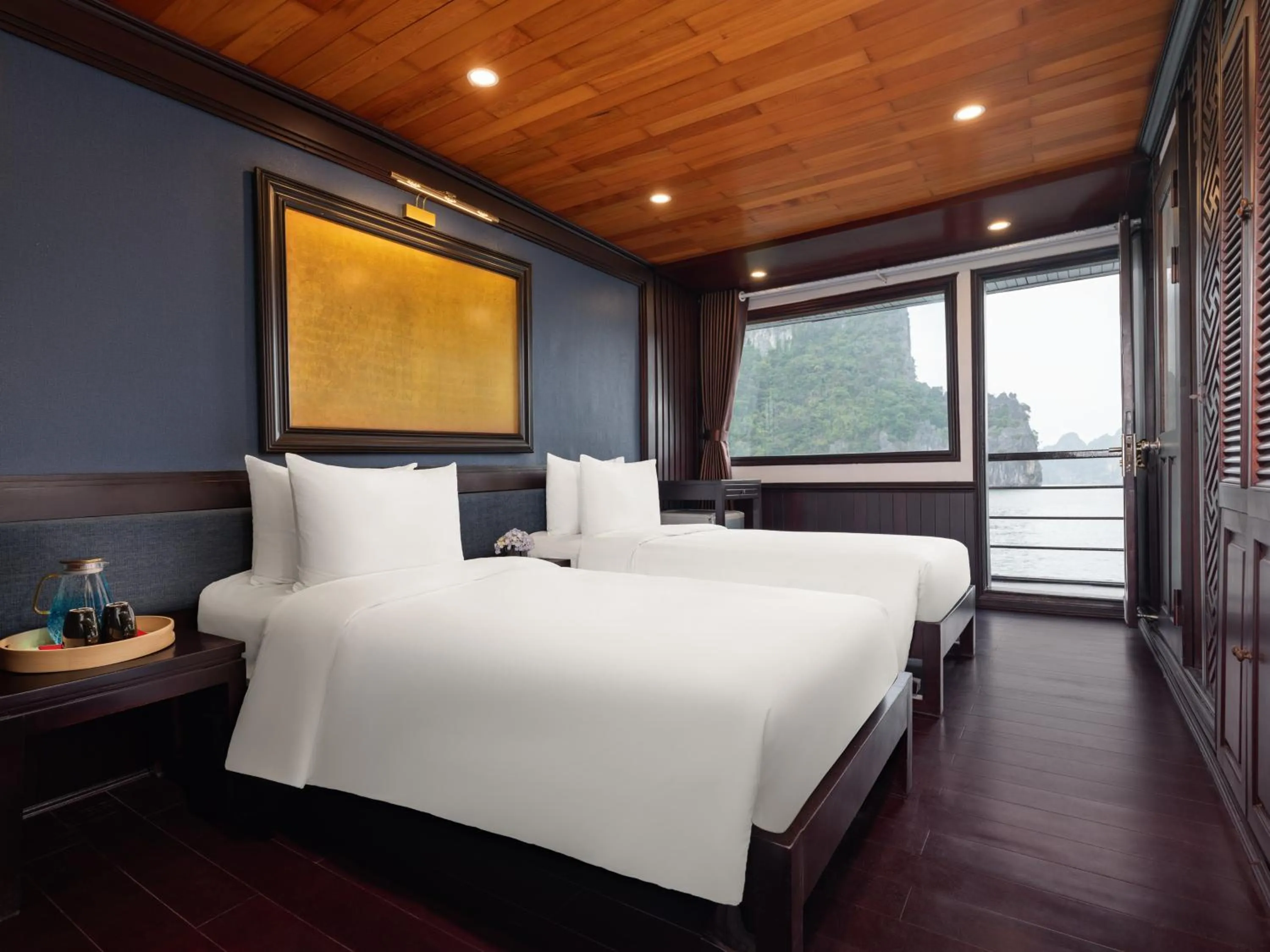 Bed in Garden Legend Cruise