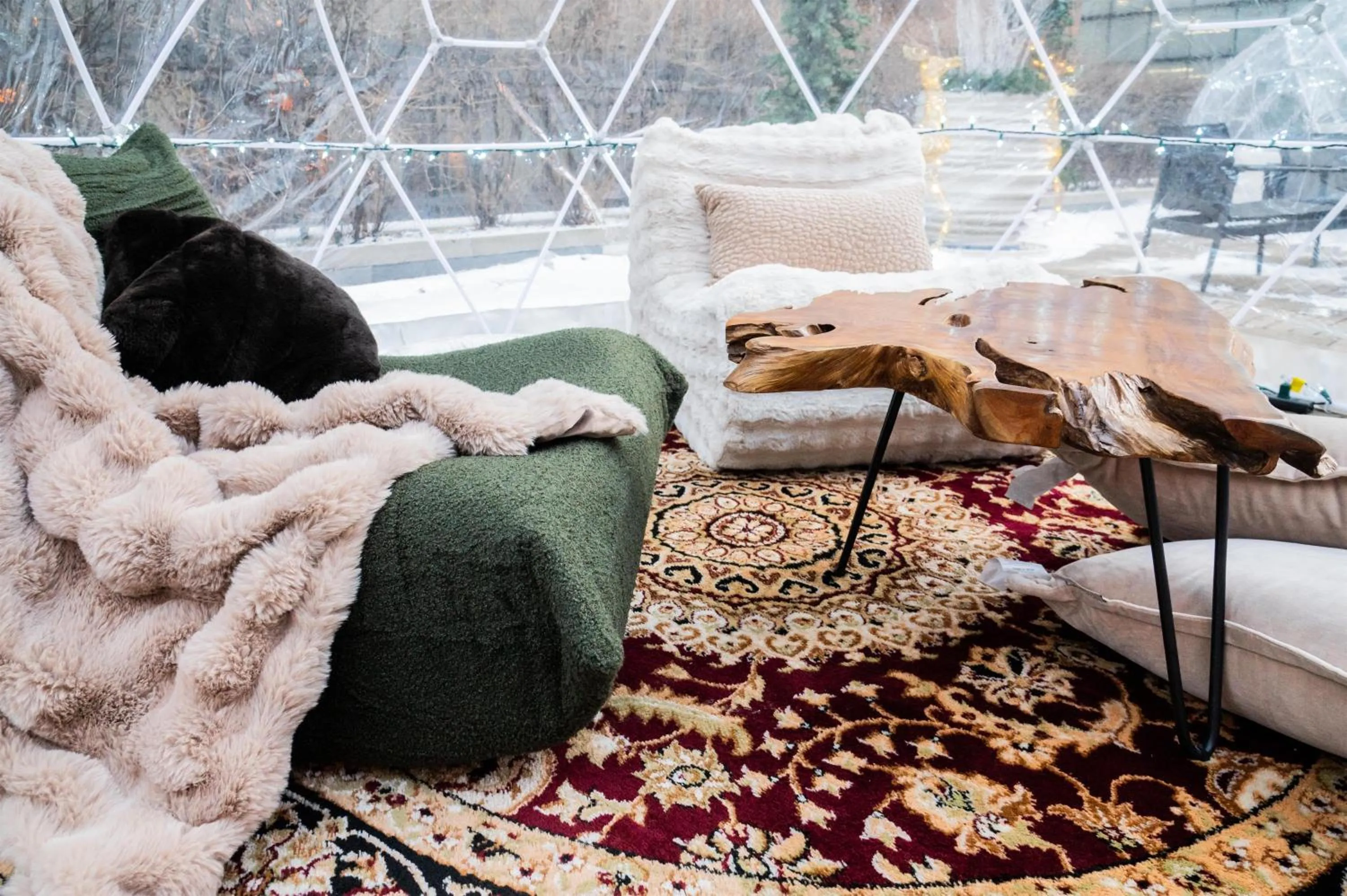 Property building in DoubleTree by Hilton Chicago Magnificent Mile