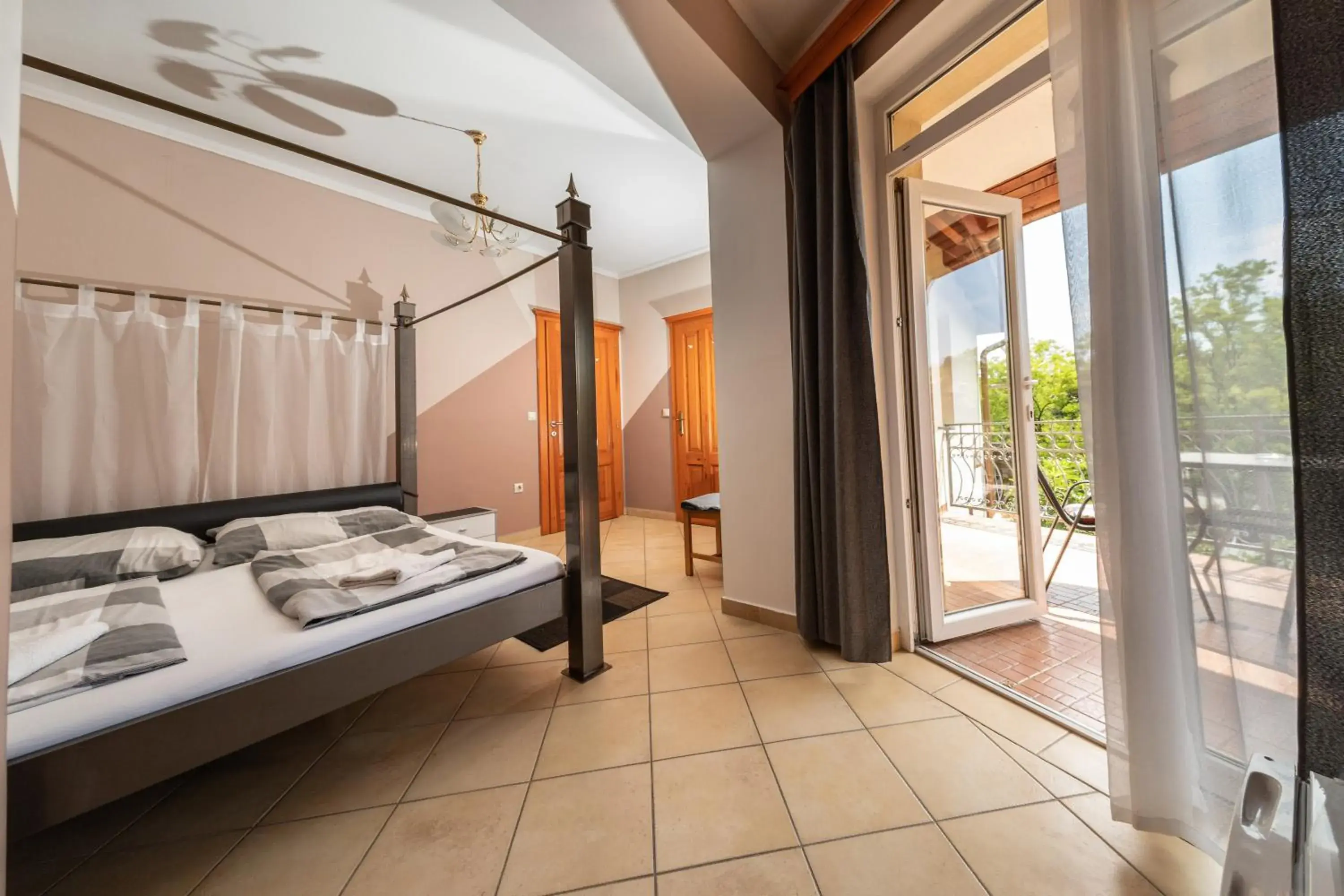 King Room with Balcony in Villamerica King Room with Balcony in Villamerica