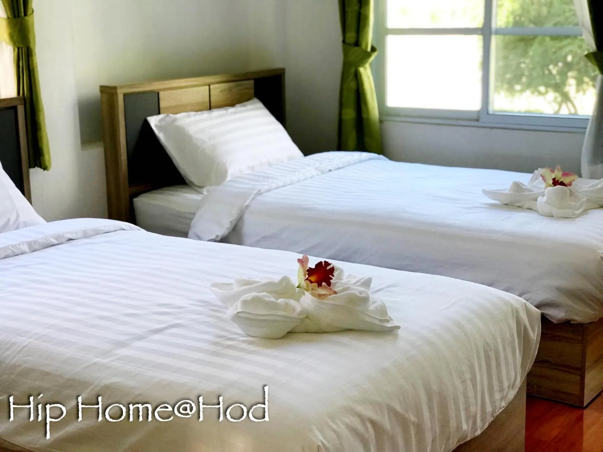 Bed in Hip Home at Hod