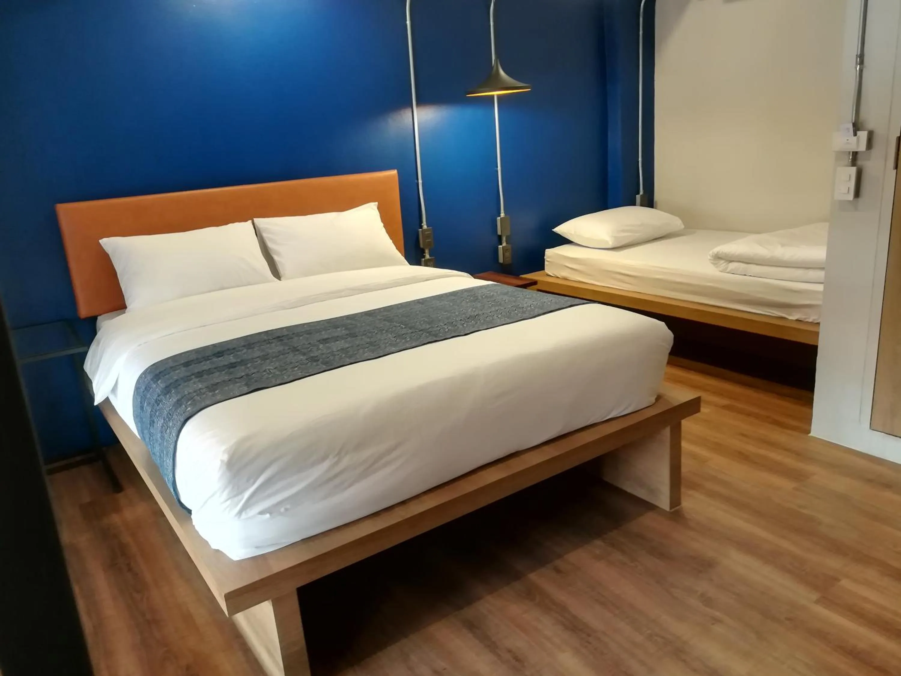 Bedroom, Bed in Natee Hostel