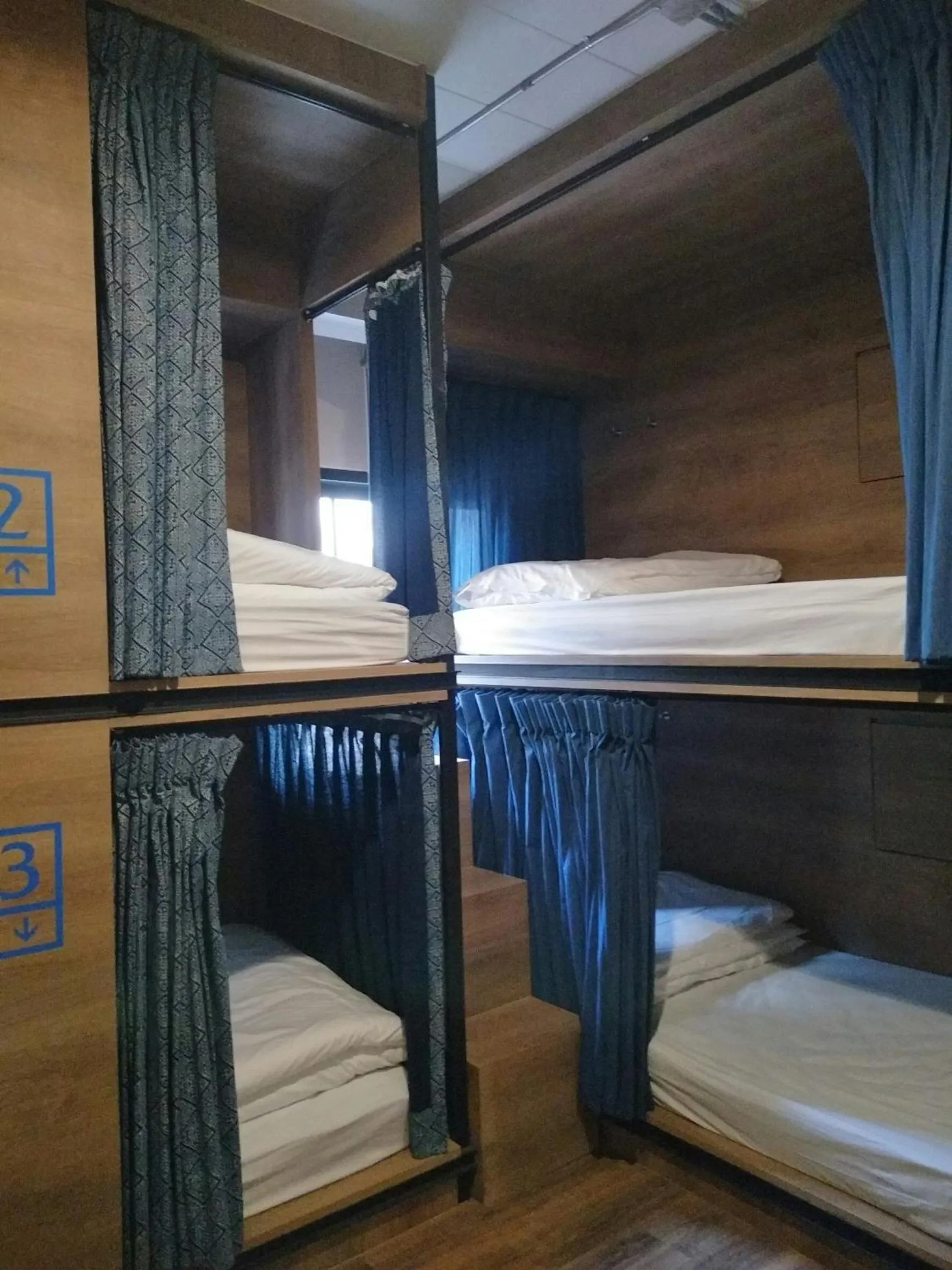 bunk bed, Bed in Natee Hostel