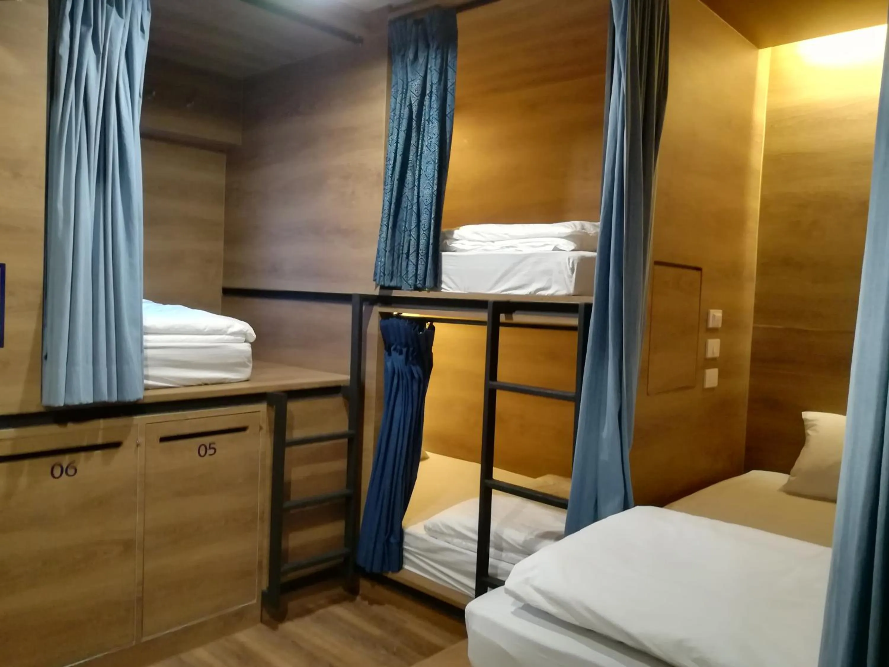 Bedroom, Bed in Natee Hostel