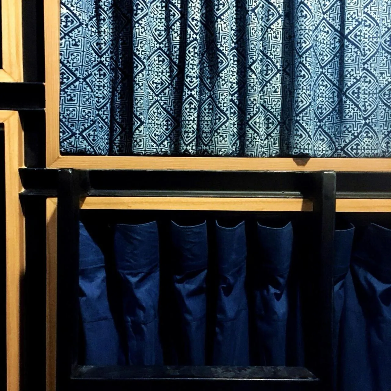 Decorative detail in Natee Hostel