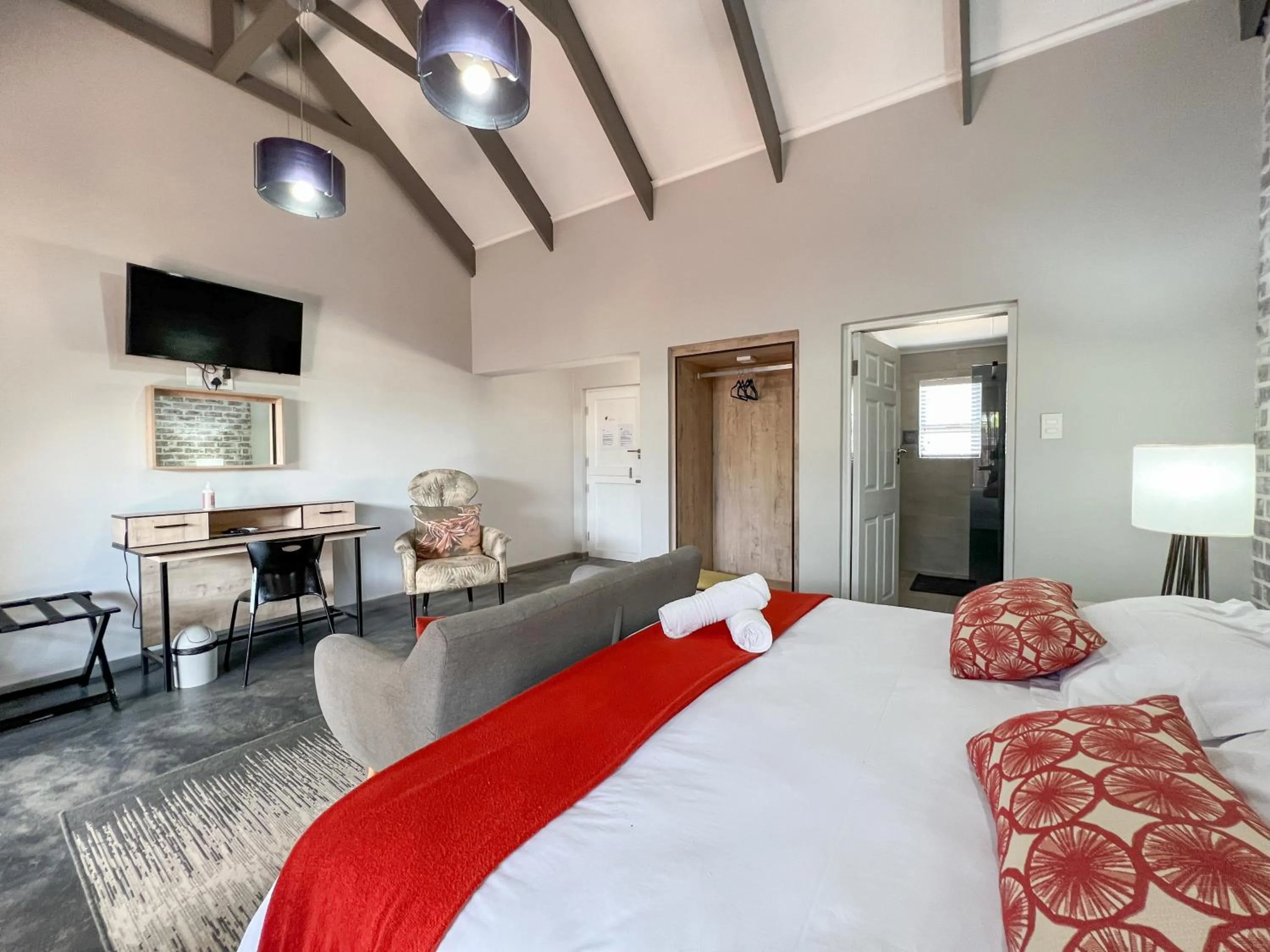 Bed in The Featherbed - Oudtshoorn