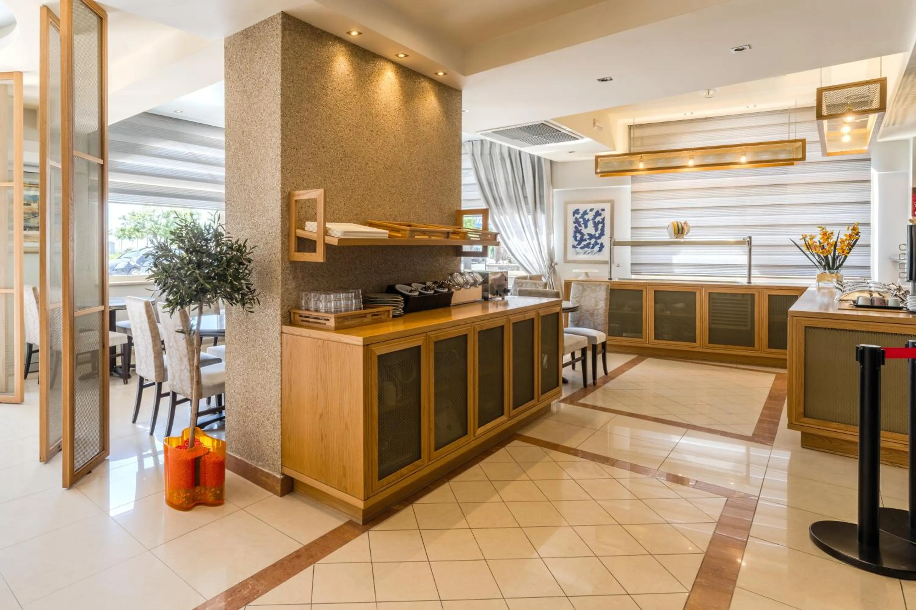 Dining area in Plaza Hotel