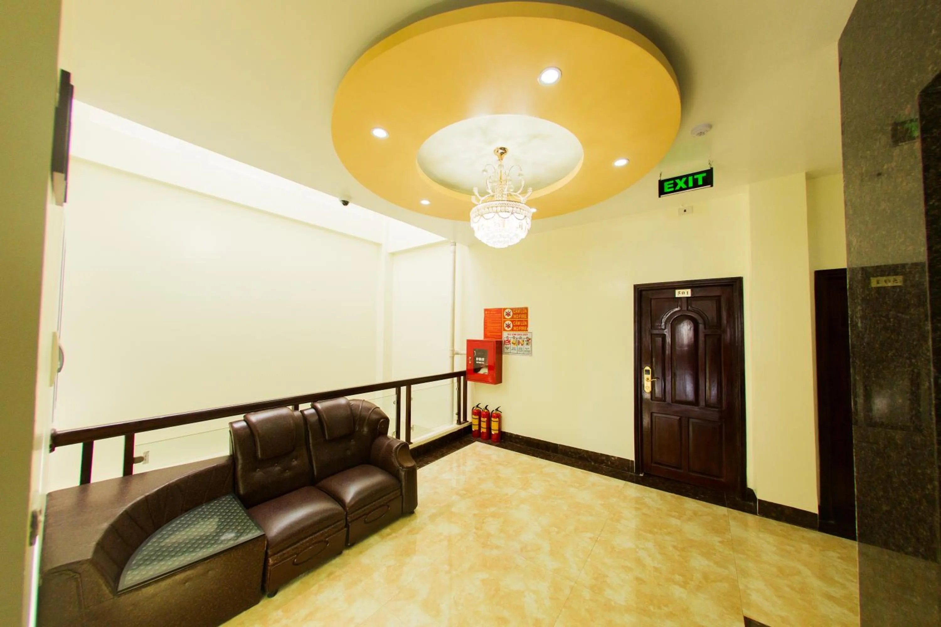 Seating area in Mai Anh Hotel