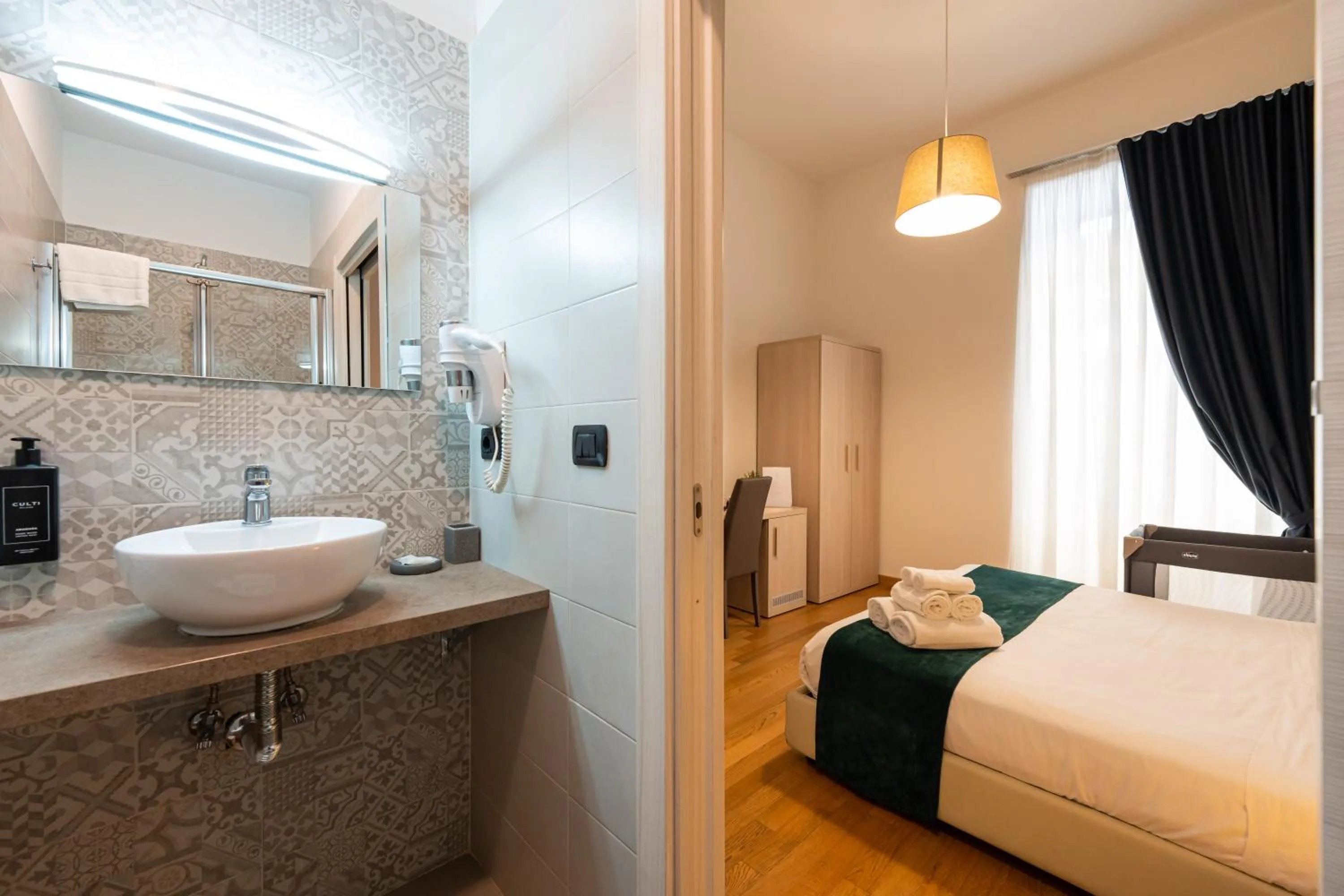 Bed in Duomo Hermes Relais - By Pera Rooms Collection